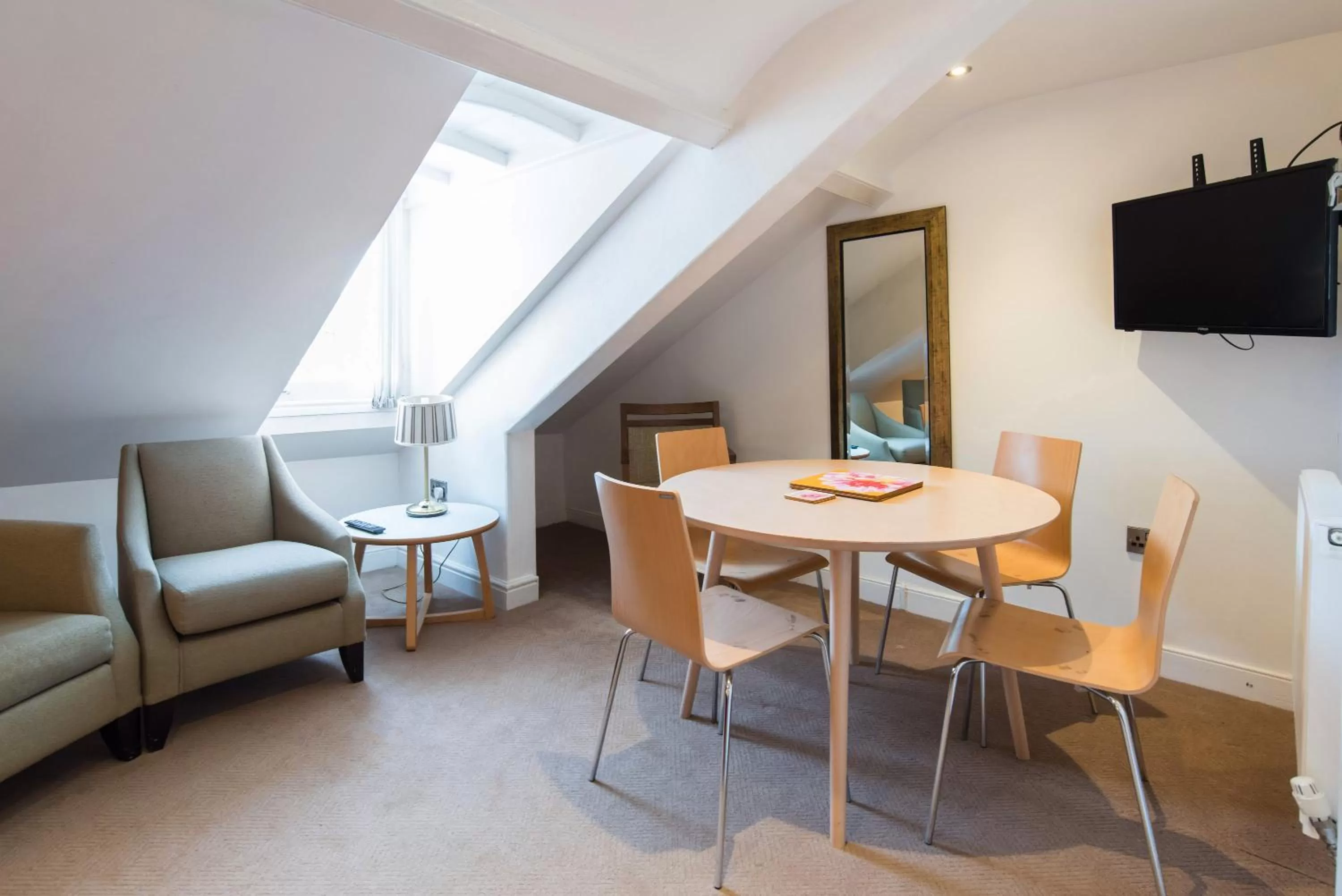 Kitchen or kitchenette in No 47 Marine Terrace