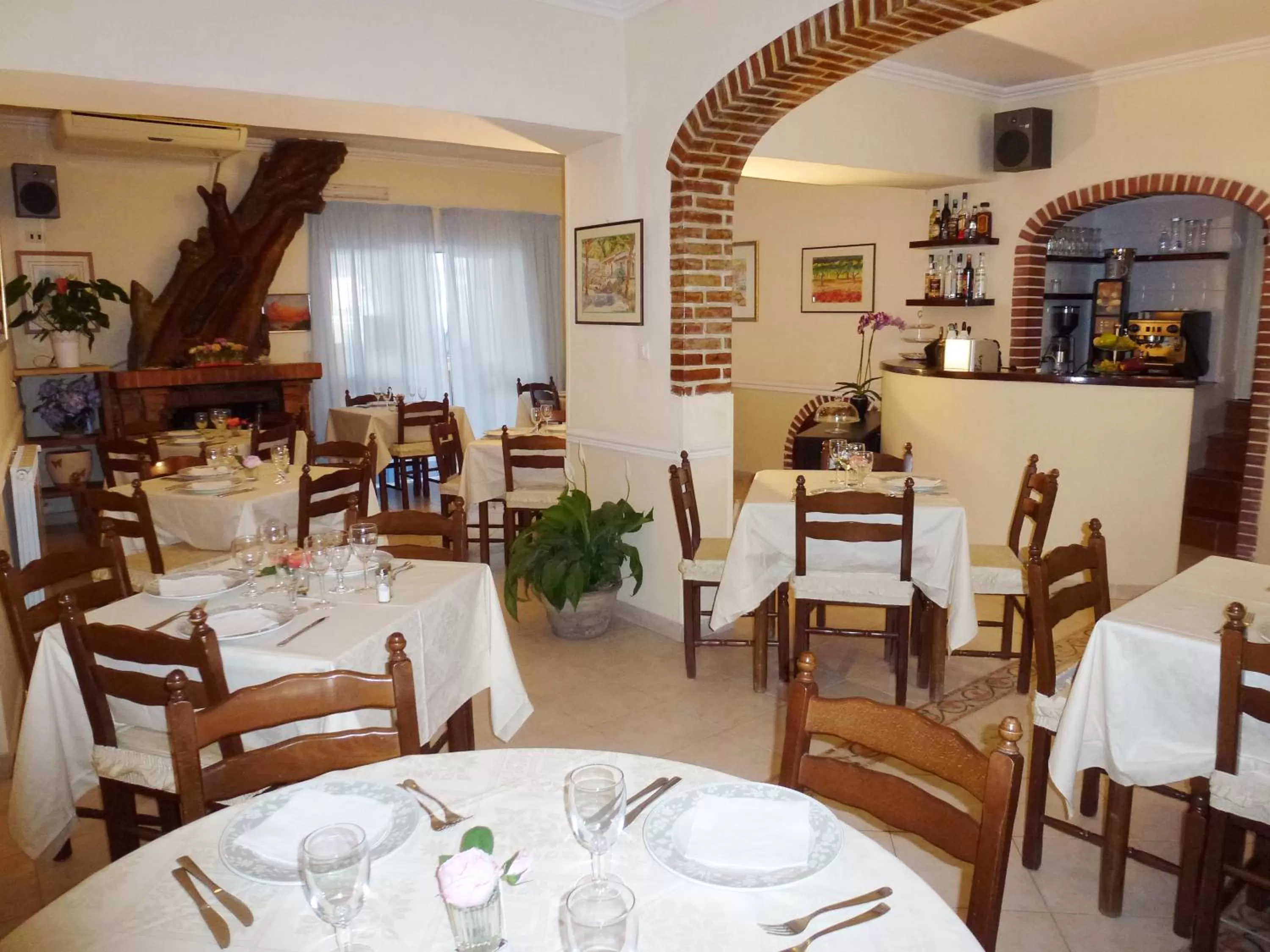 Restaurant/places to eat in Hotel Casa Nicola