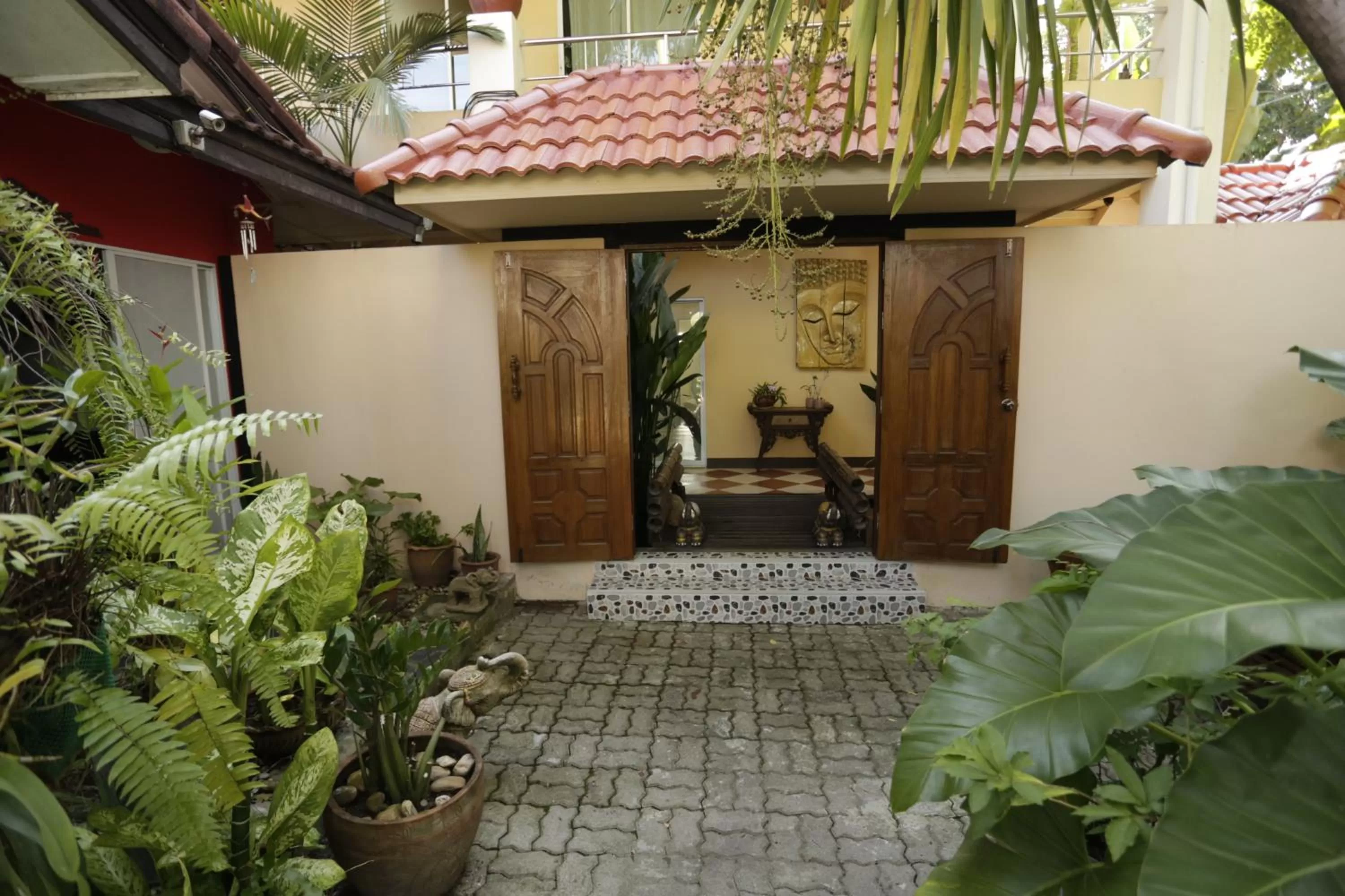 Garden in Liam's Guesthouse Adults Only