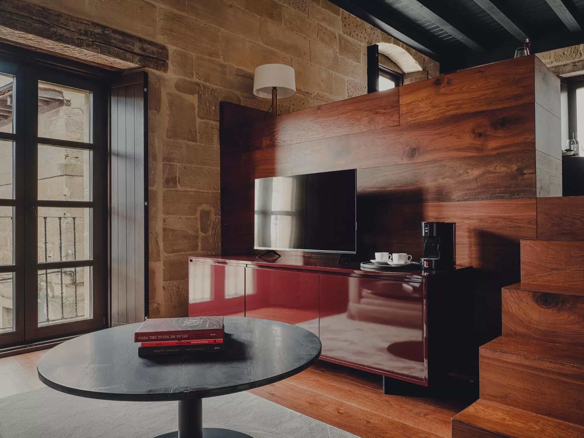 TV and multimedia in Santa María Briones