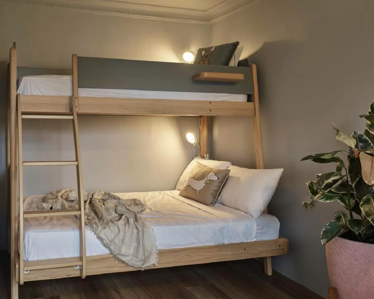 bunk bed, Bed in Kyah