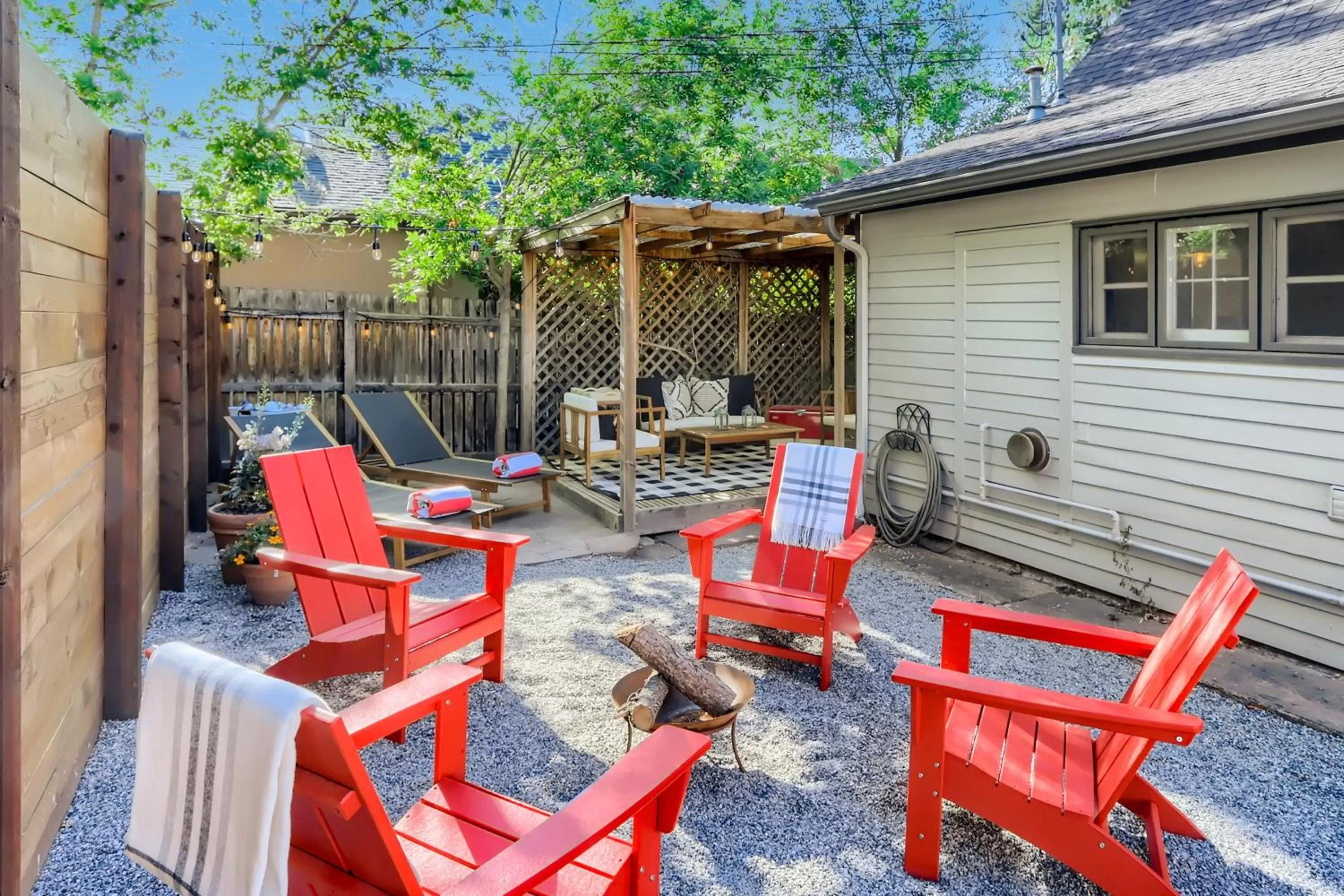 Patio in A-Lodge Lyons