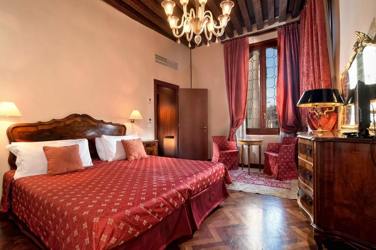 Junior Suite (2 Adults) in Hotel Casa Verardo Residenza d'Epoca