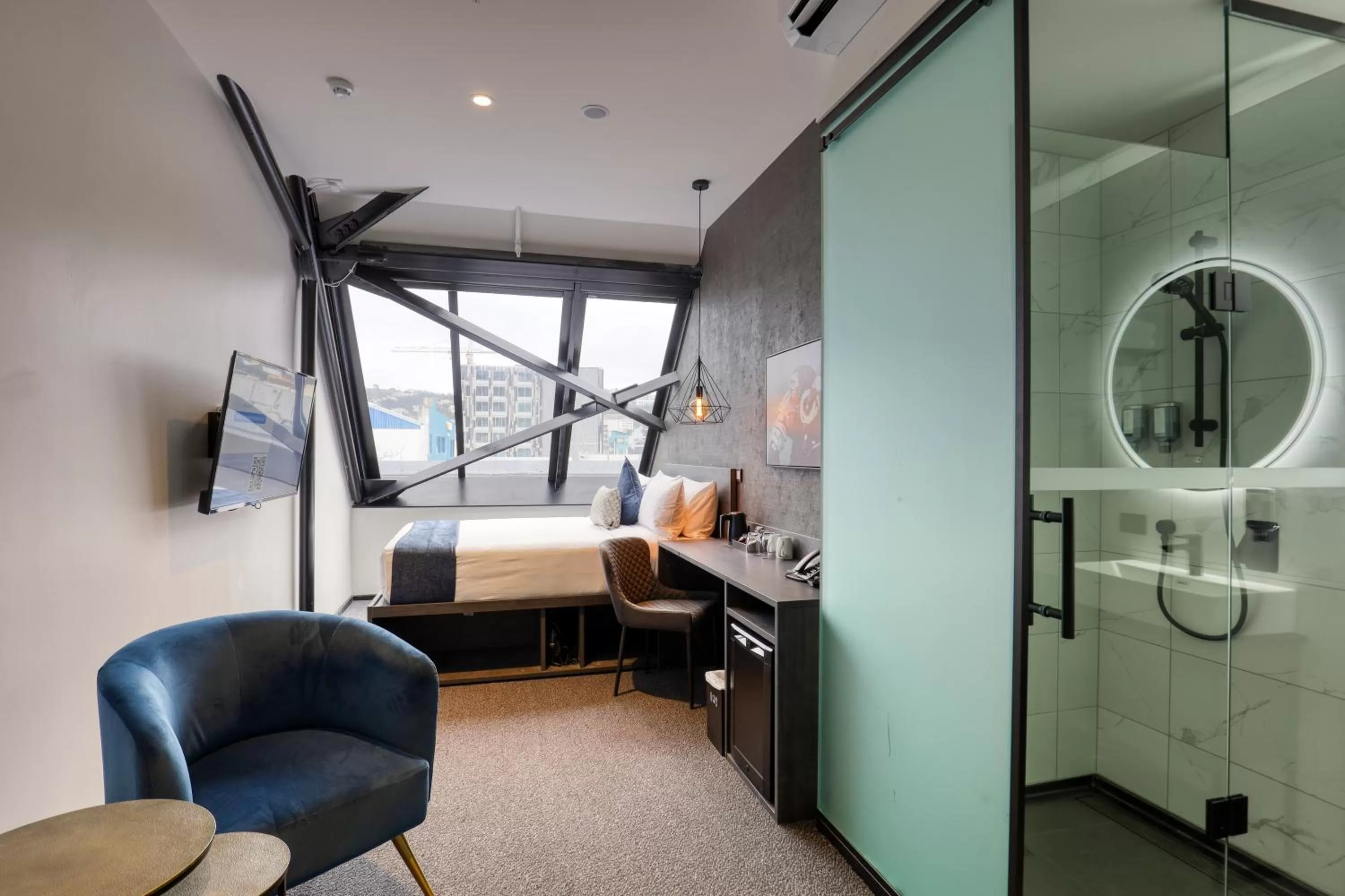 Photo of the whole room, Bed in Microtel by Wyndham Wellington