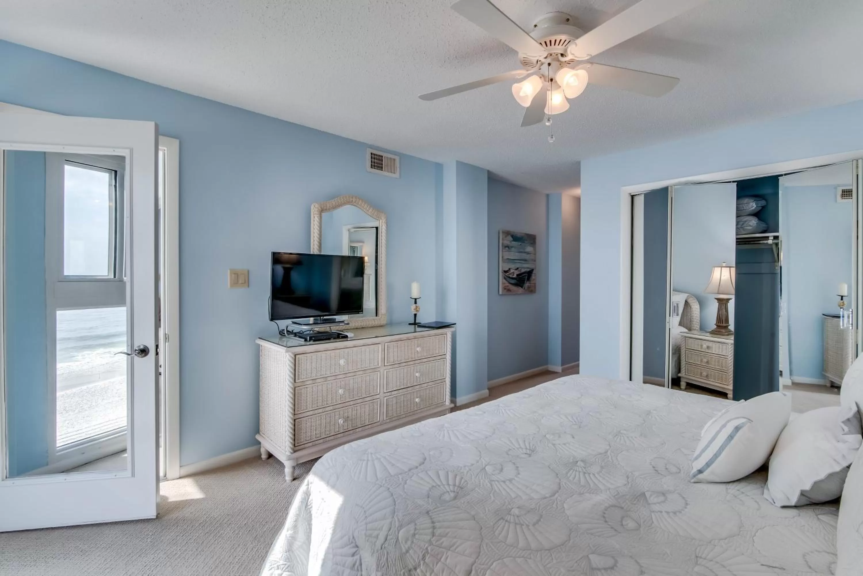 Bed in Edgewater West #62