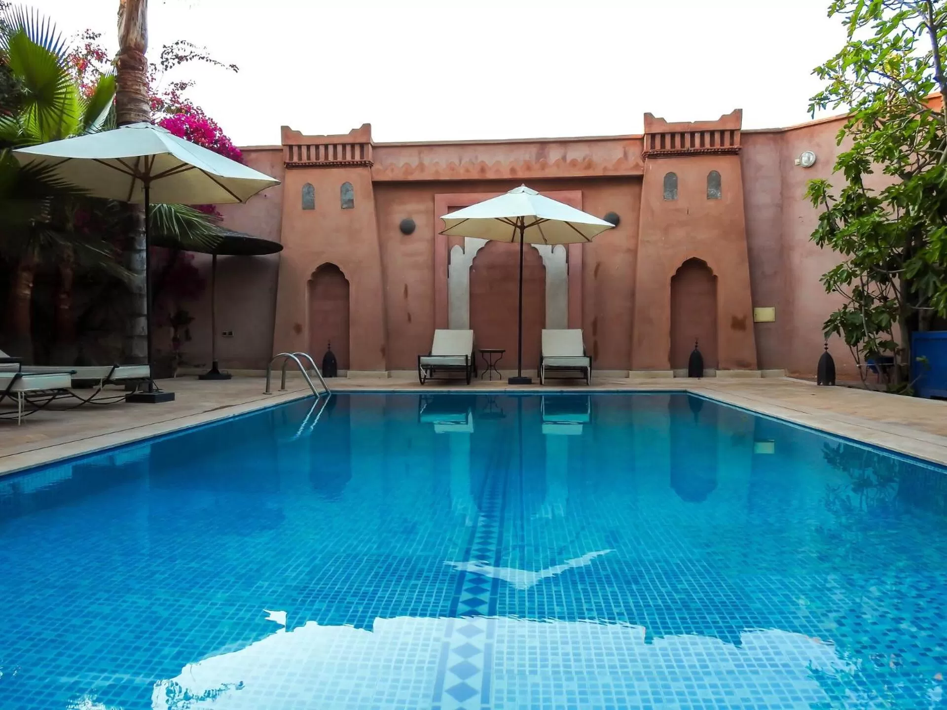 Day, Swimming Pool in Le Bleu House