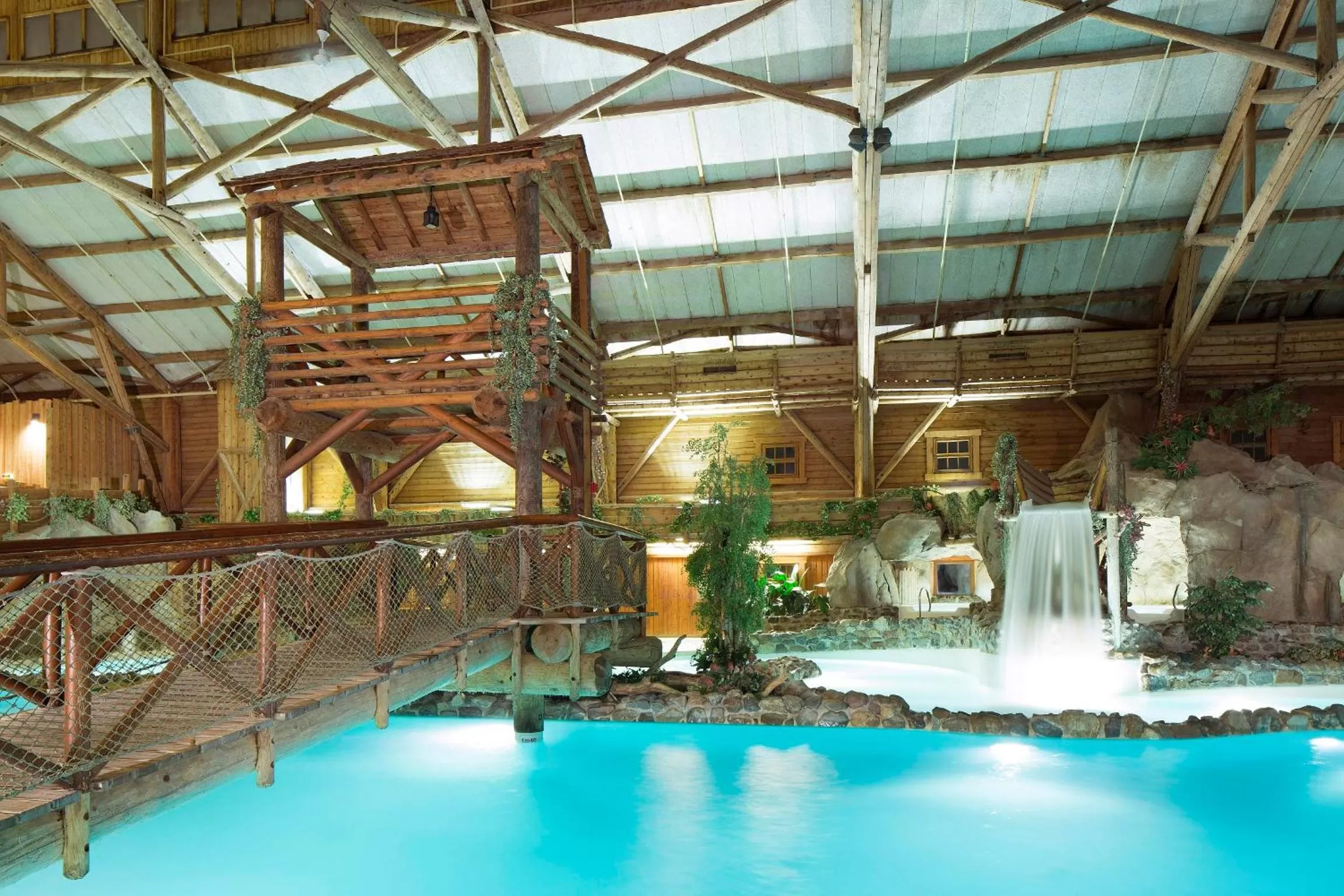 Swimming pool in Disney Davy Crockett Ranch