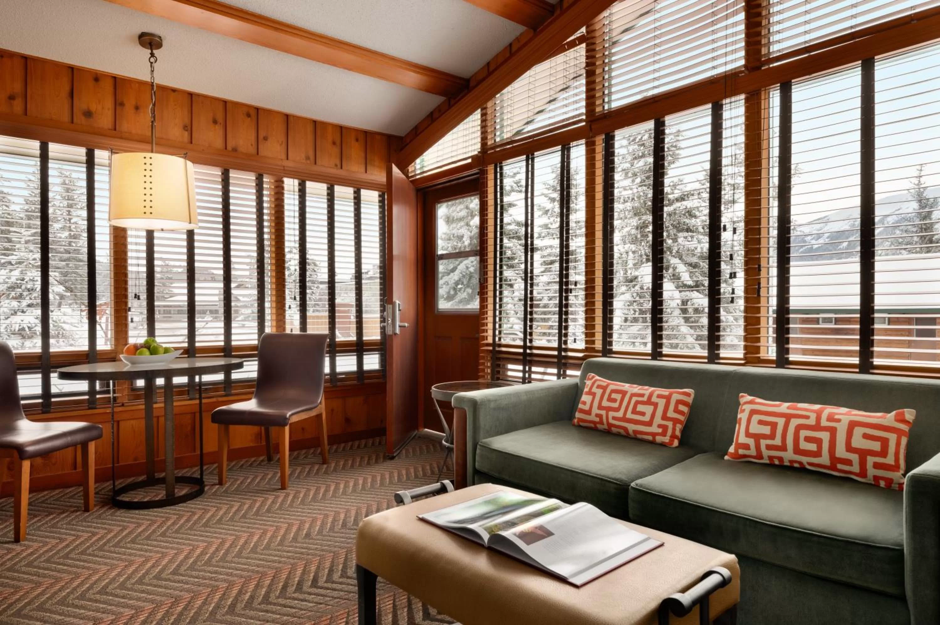 Communal lounge/ TV room in Fairmont Jasper Park Lodge