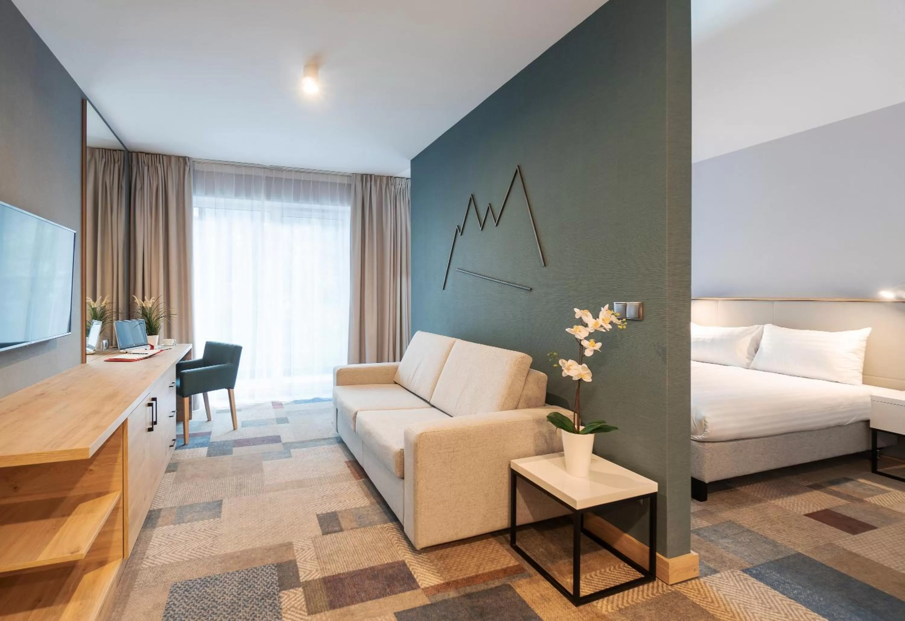 Photo of the whole room, Bed in Magnus Resort