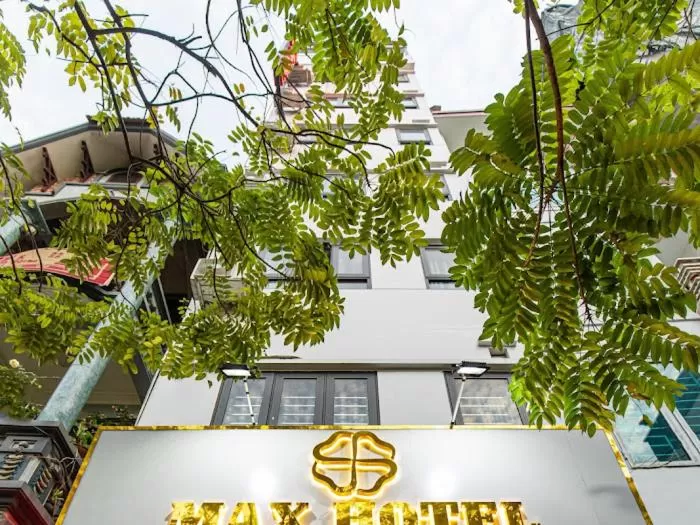 Garden view in Madelise Max Hotel