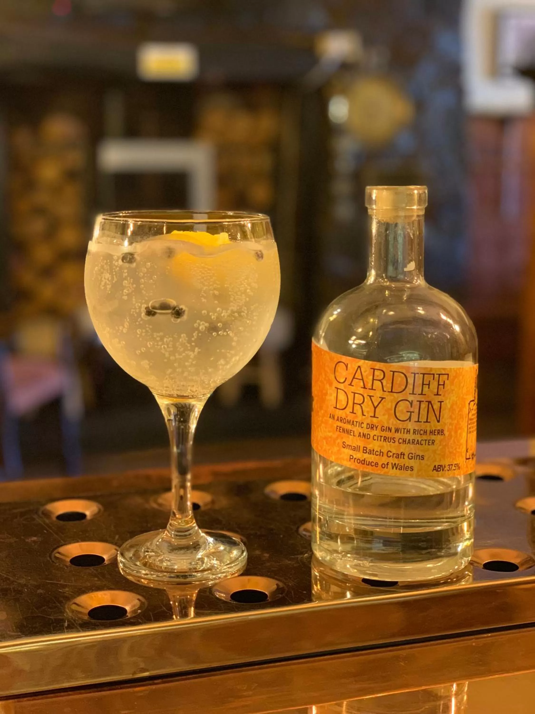 Alcoholic drinks in The Golden Fleece Inn