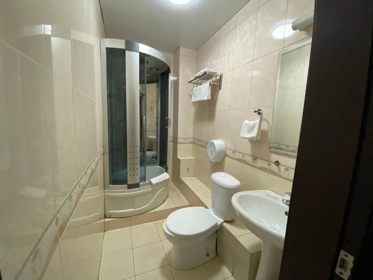 Bathroom in Deluxe SPA-Hotel