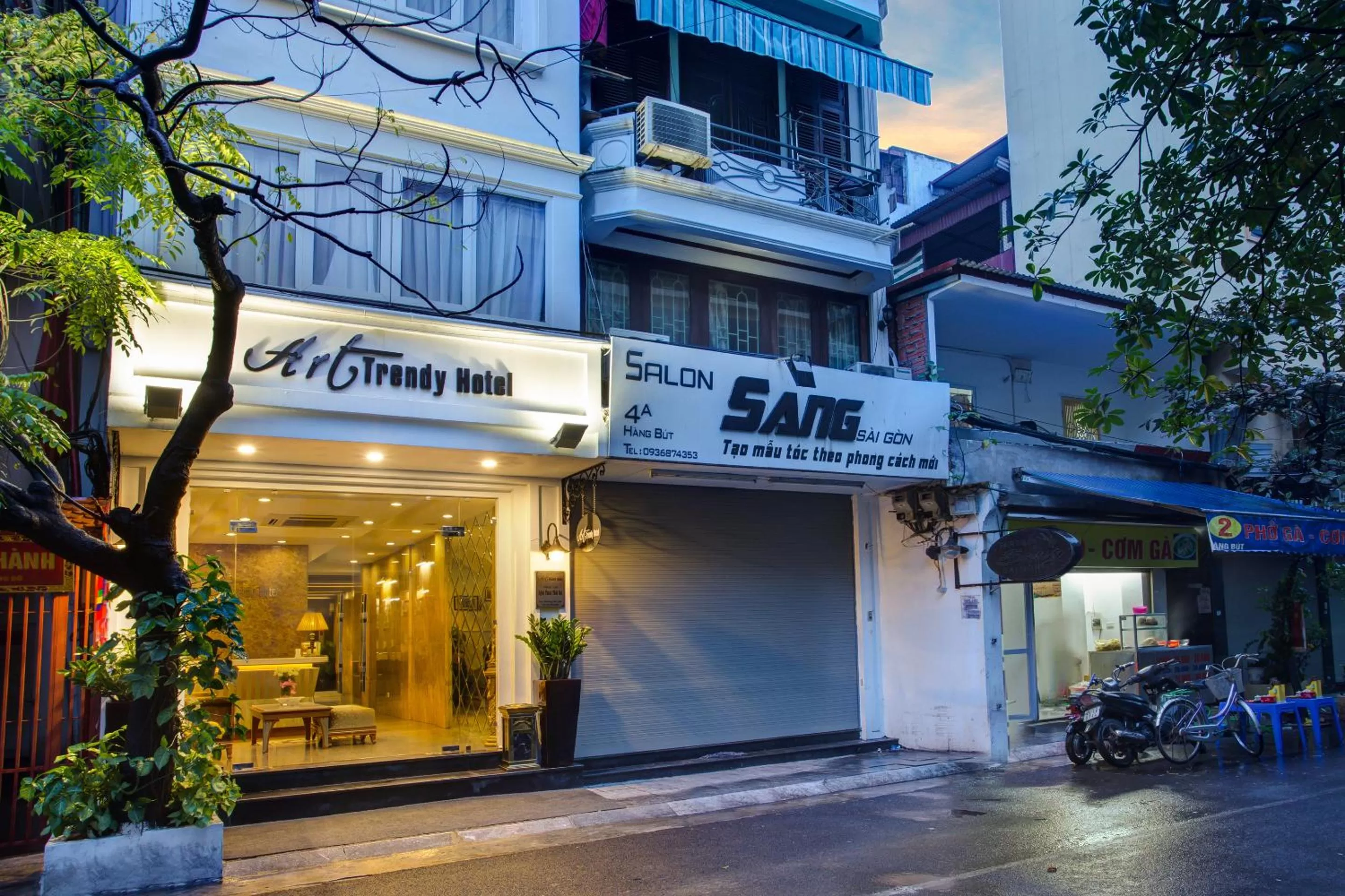 Property building in Golden Art Hotel