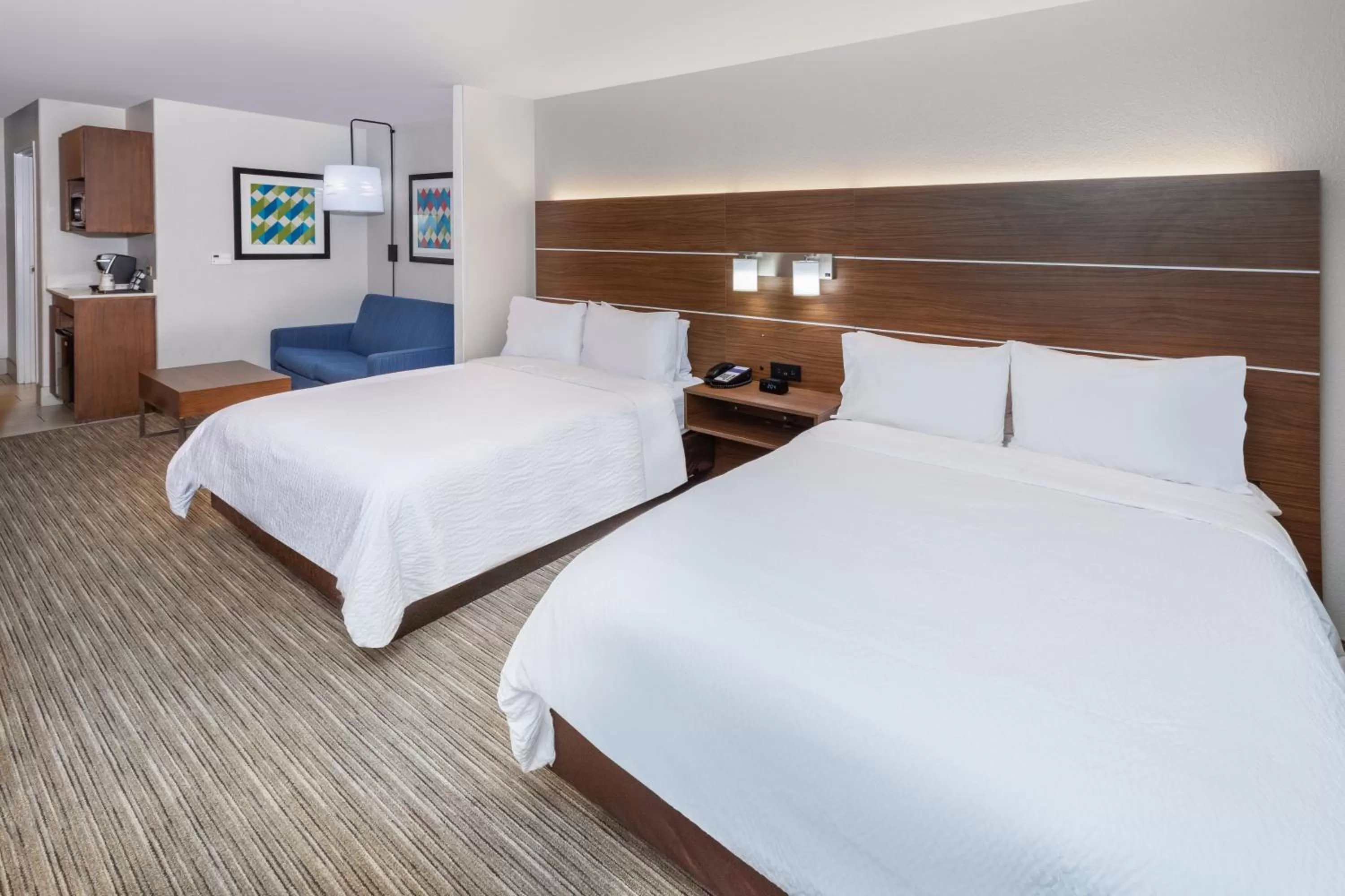 Bedroom, Bed in Holiday Inn Express & Suites Lafayette South by IHG