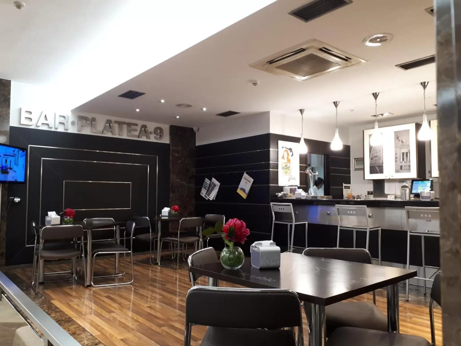 Lounge or bar in Hotel Abando