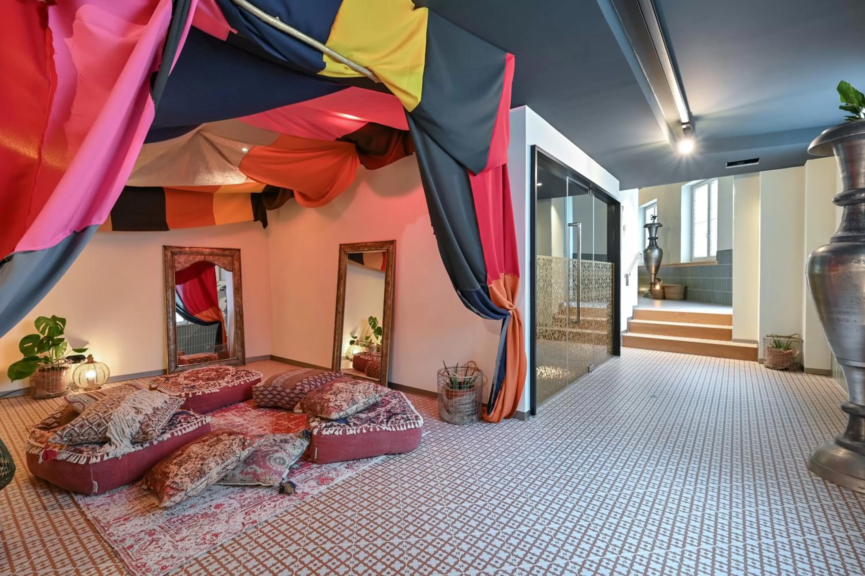 Spa and wellness centre/facilities, Bed in Hotel Sonne