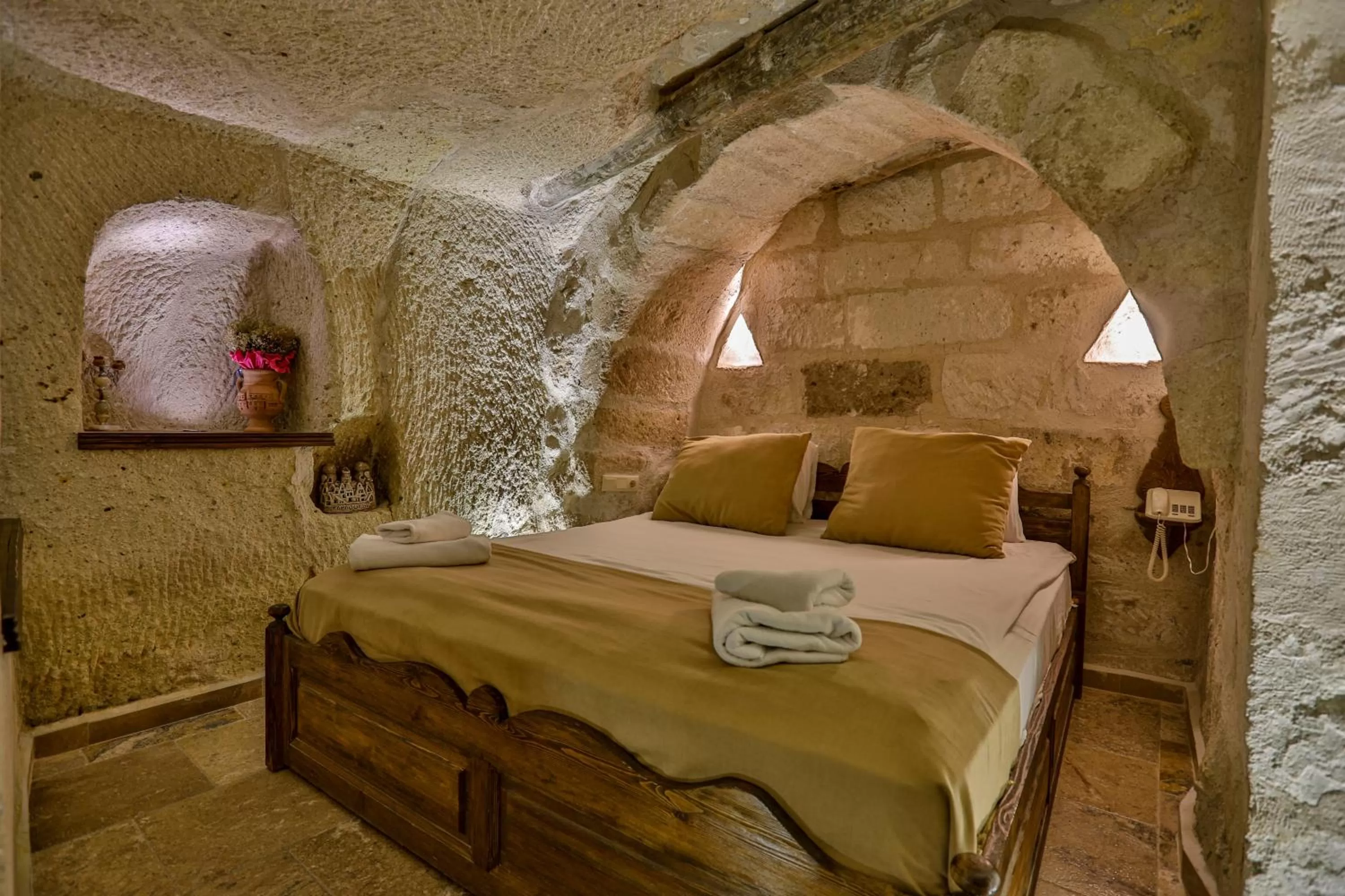Bed in Hidden Cave Hotel