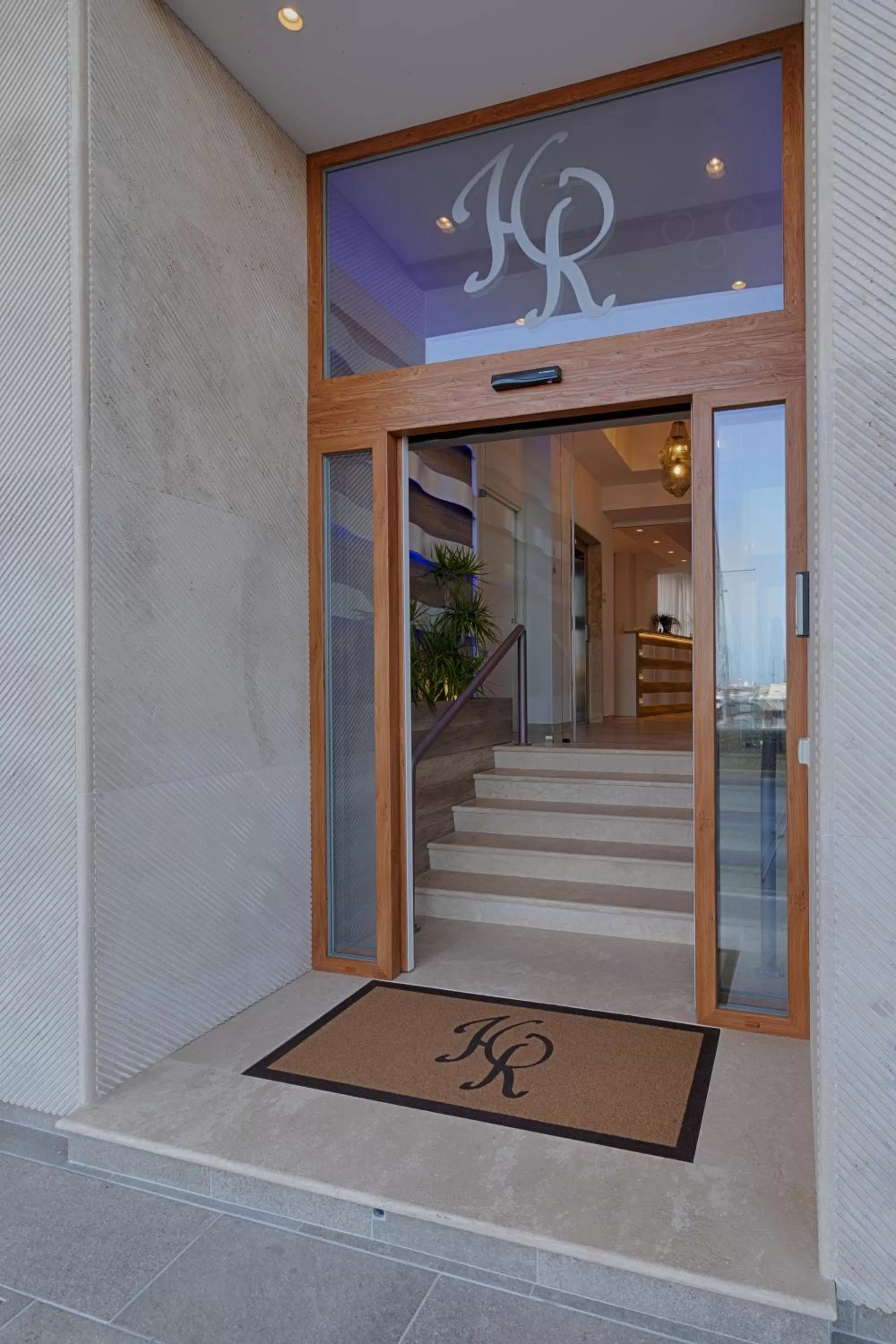 Facade/entrance in Roma Hotel