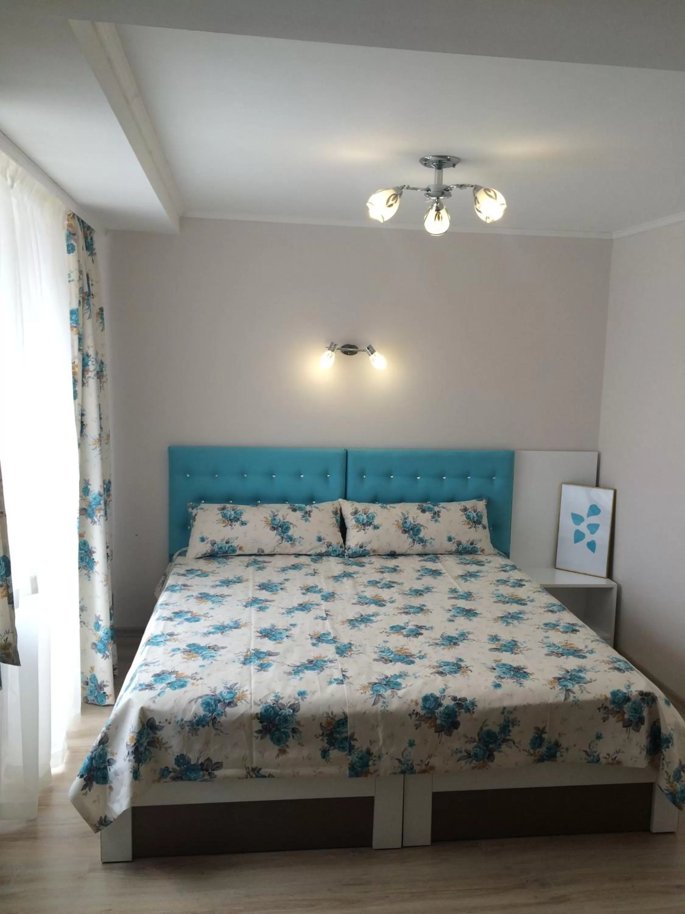 Day, Bed in White Rose Family Guest House