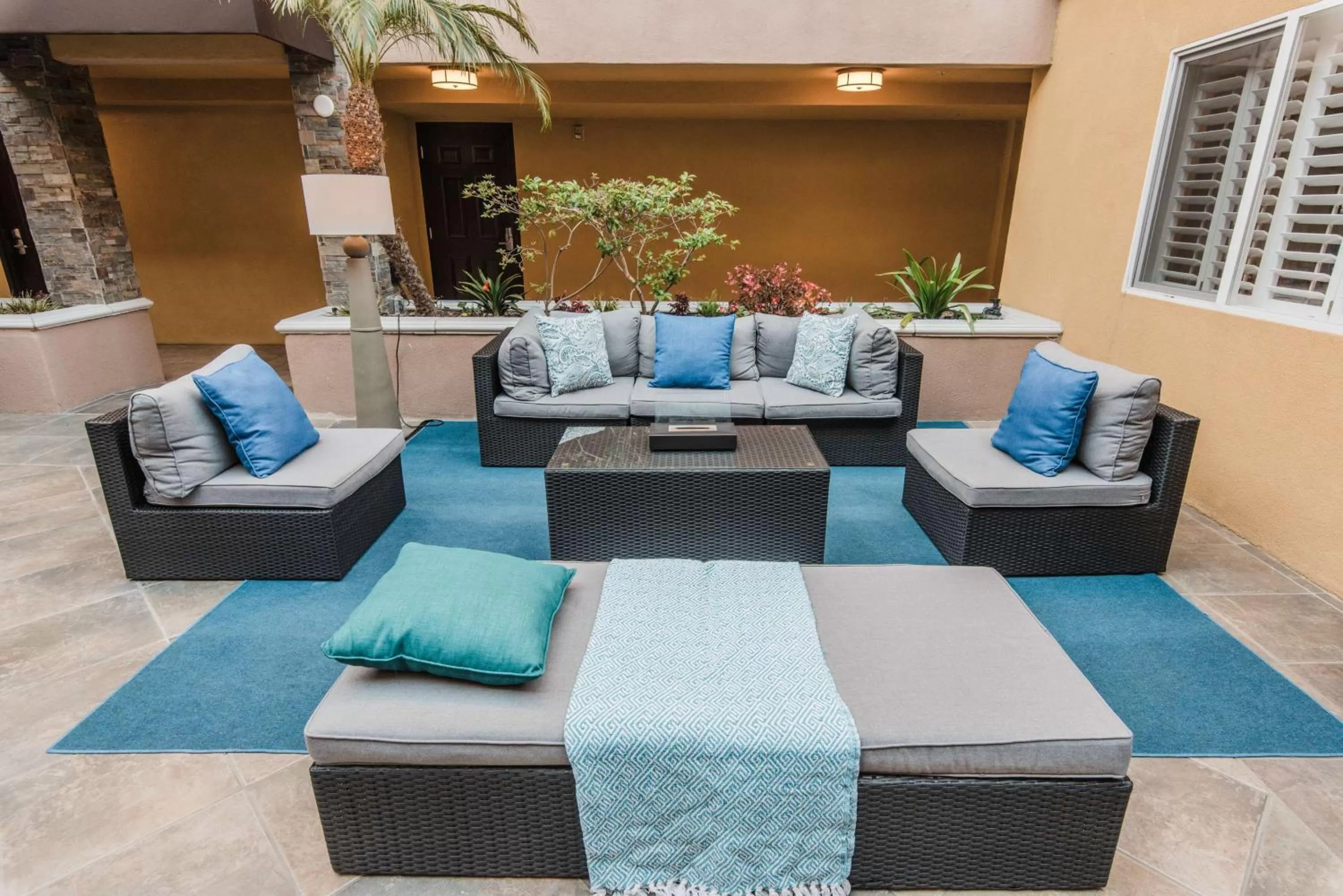 Property building in City Express by Marriott Manhattan Beach