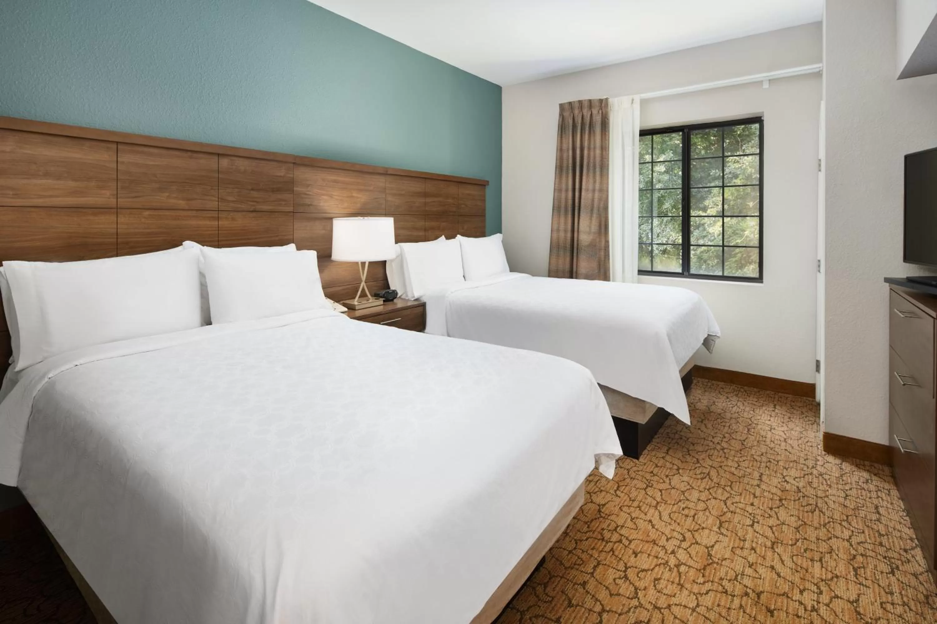 Photo of the whole room, Bed in Staybridge Suites Of Durham - Chapel Hill - RTP by IHG