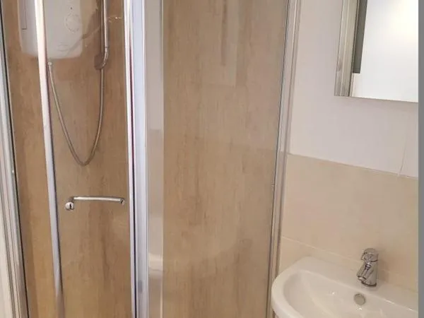 Bathroom in A35 Pit Stop Rooms