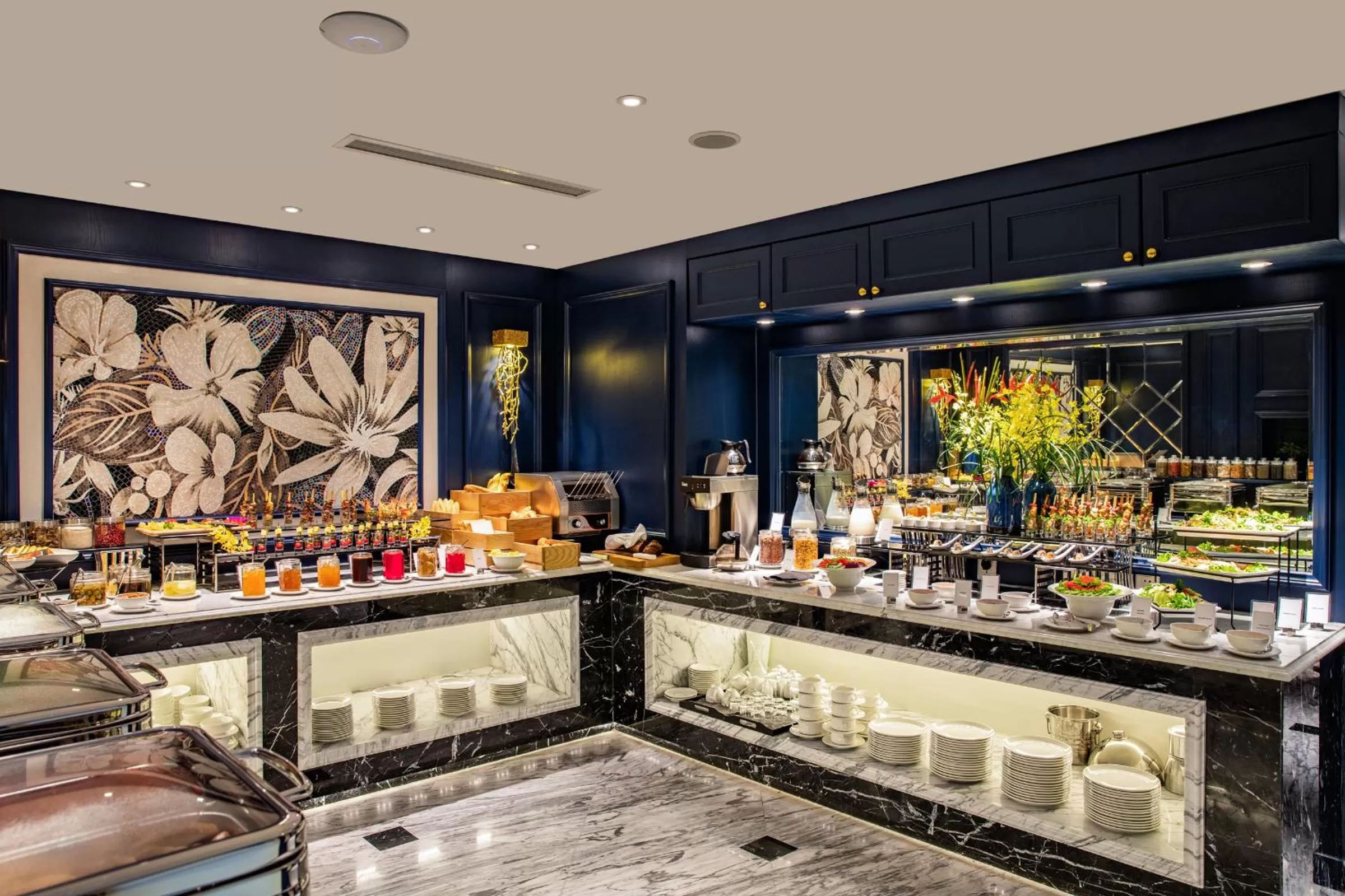 Buffet breakfast in Soleil Boutique Hotel Hanoi