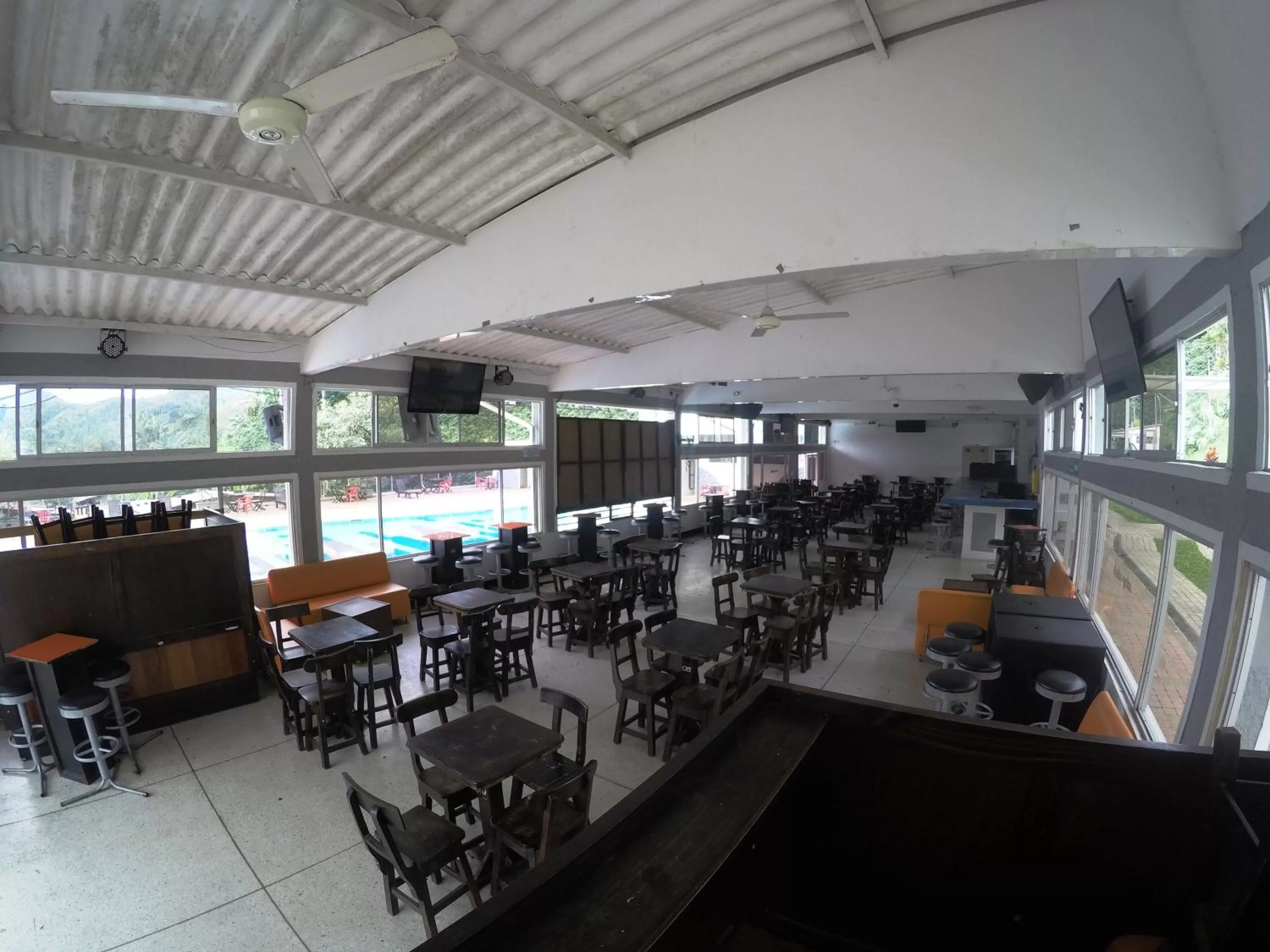 Karaoke, Restaurant/Places to Eat in Sky Club Eco Hotel