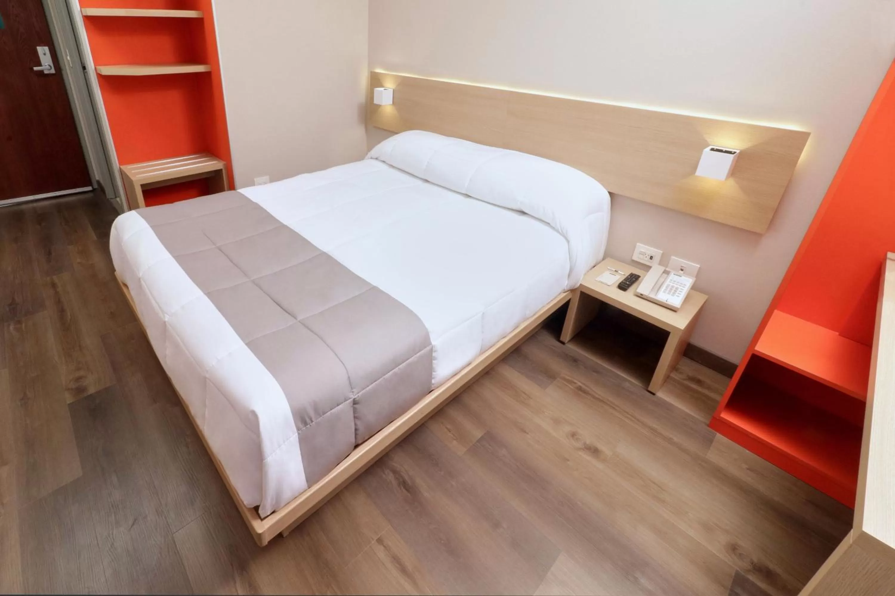 Bedroom, Bed in City Express Junior by Marriott Tijuana Otay