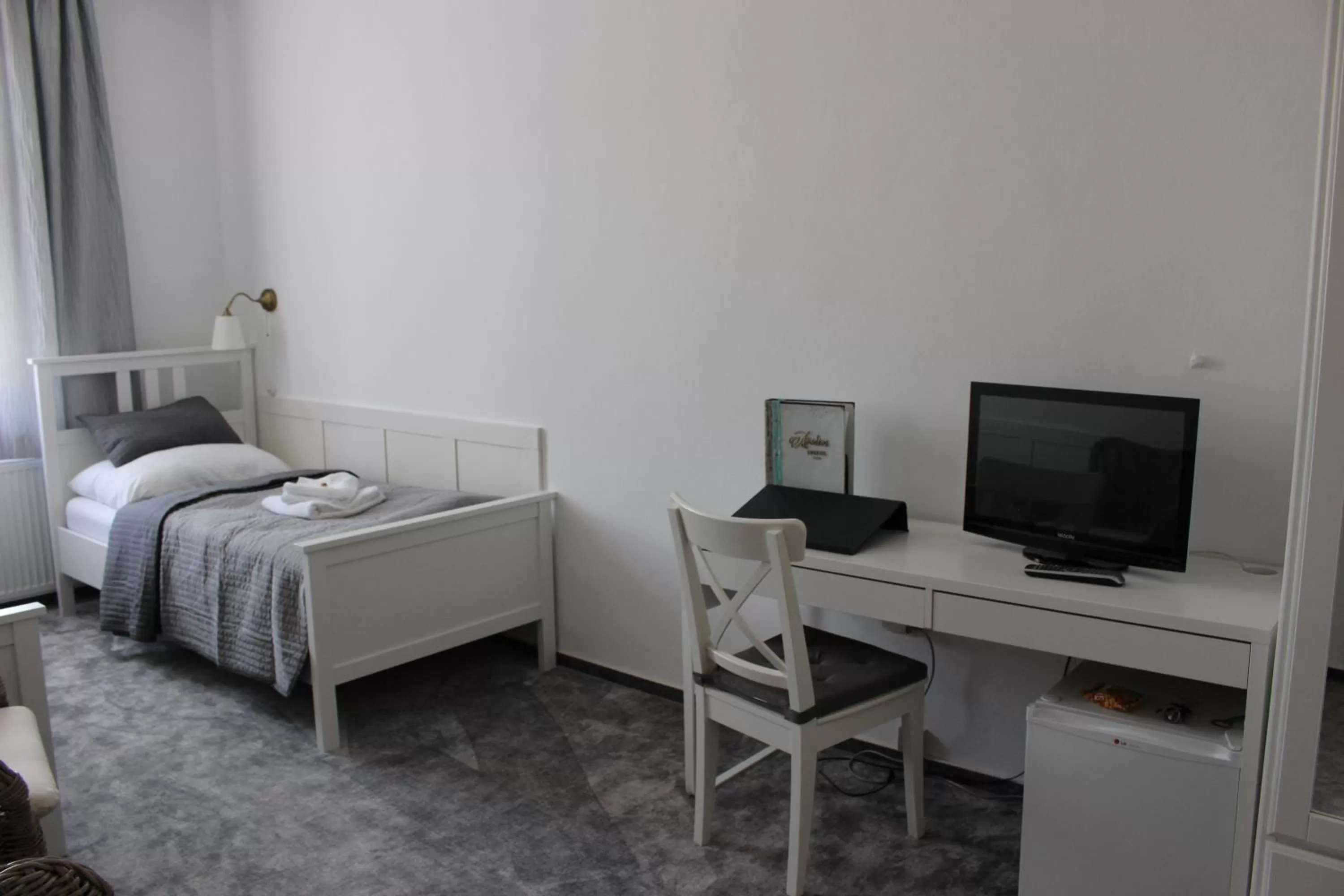 Photo of the whole room, Bed in Hotel Amadeus