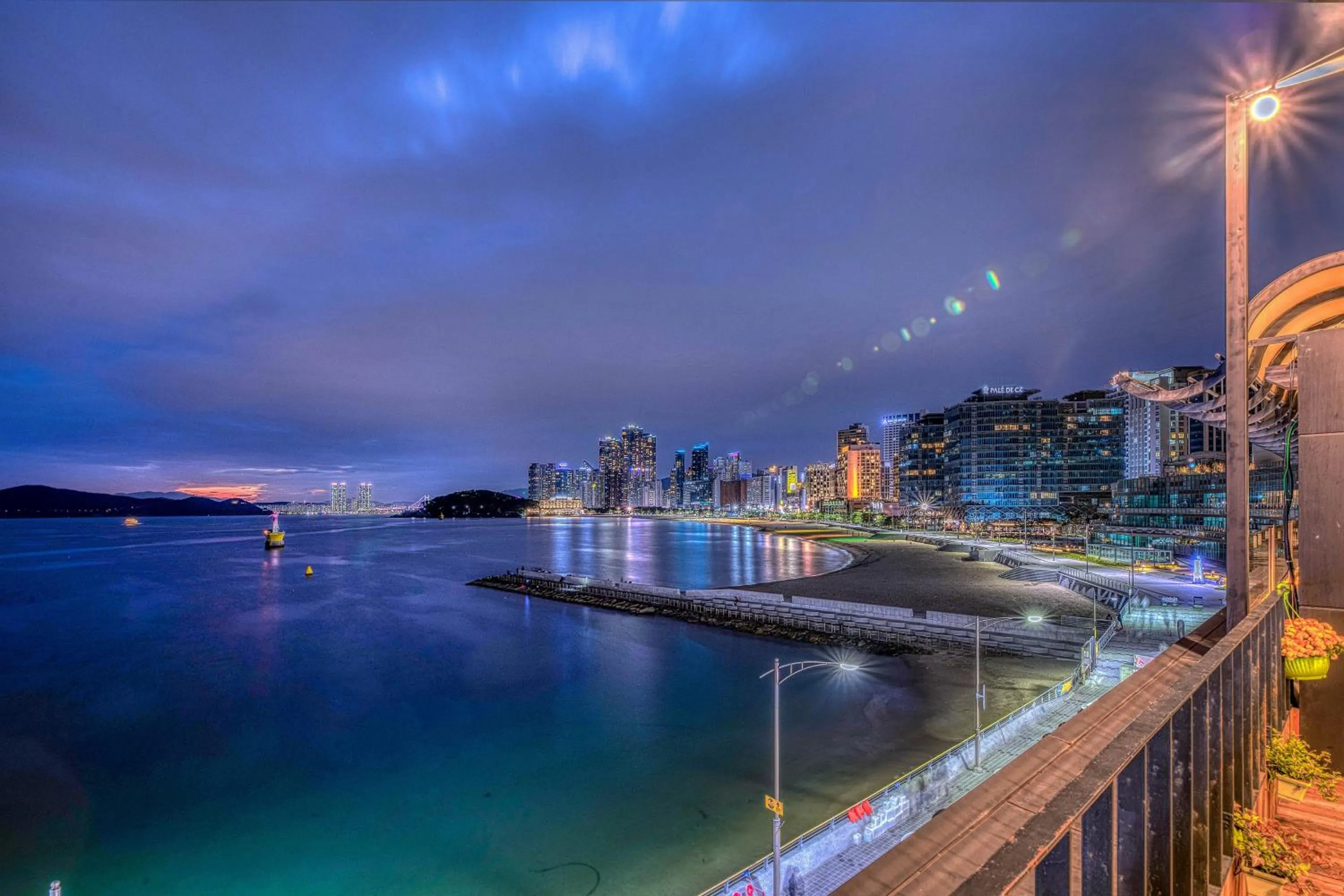 Mipo Oceanside Hotel