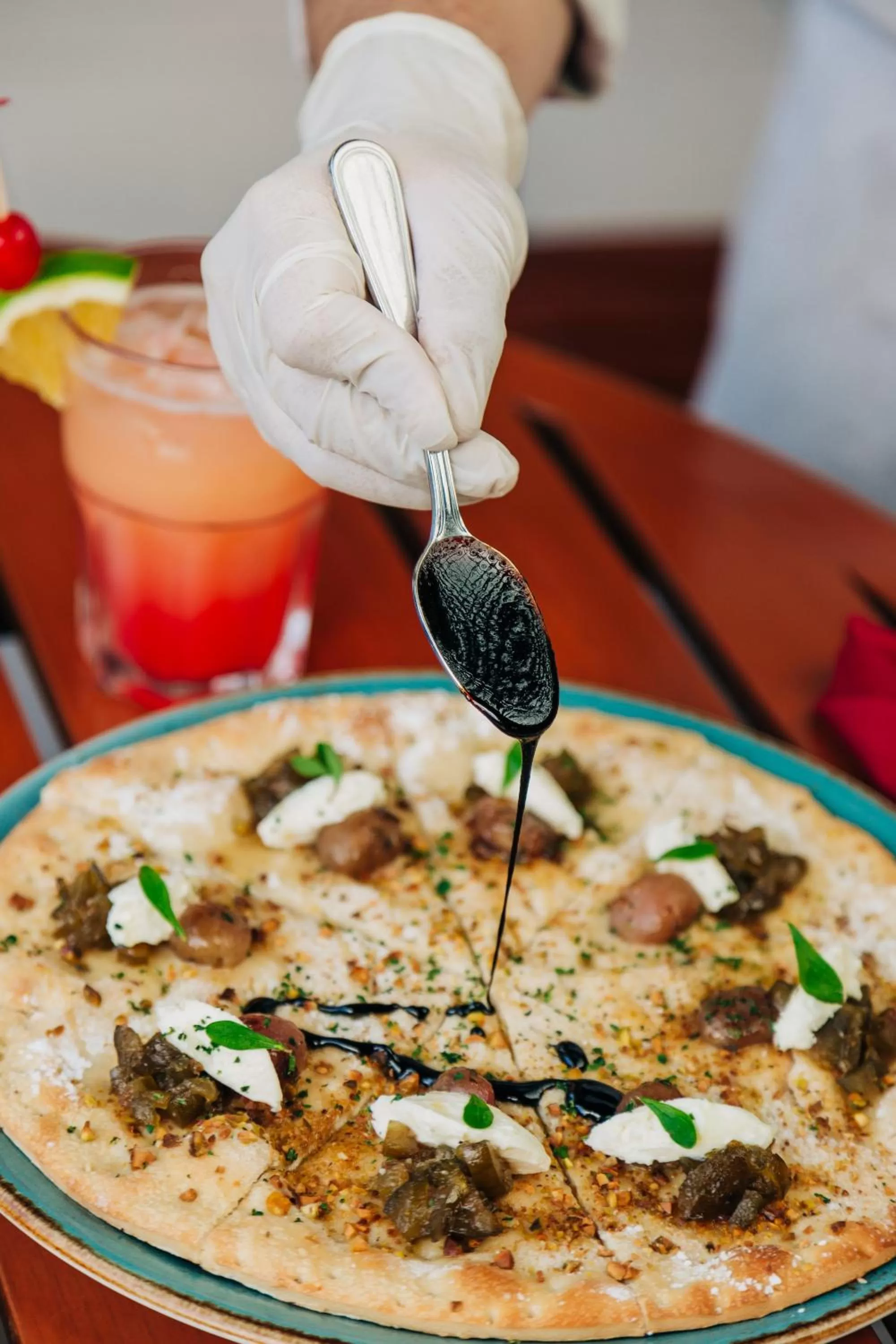 Food and drinks in Plaza Hotel and Suites