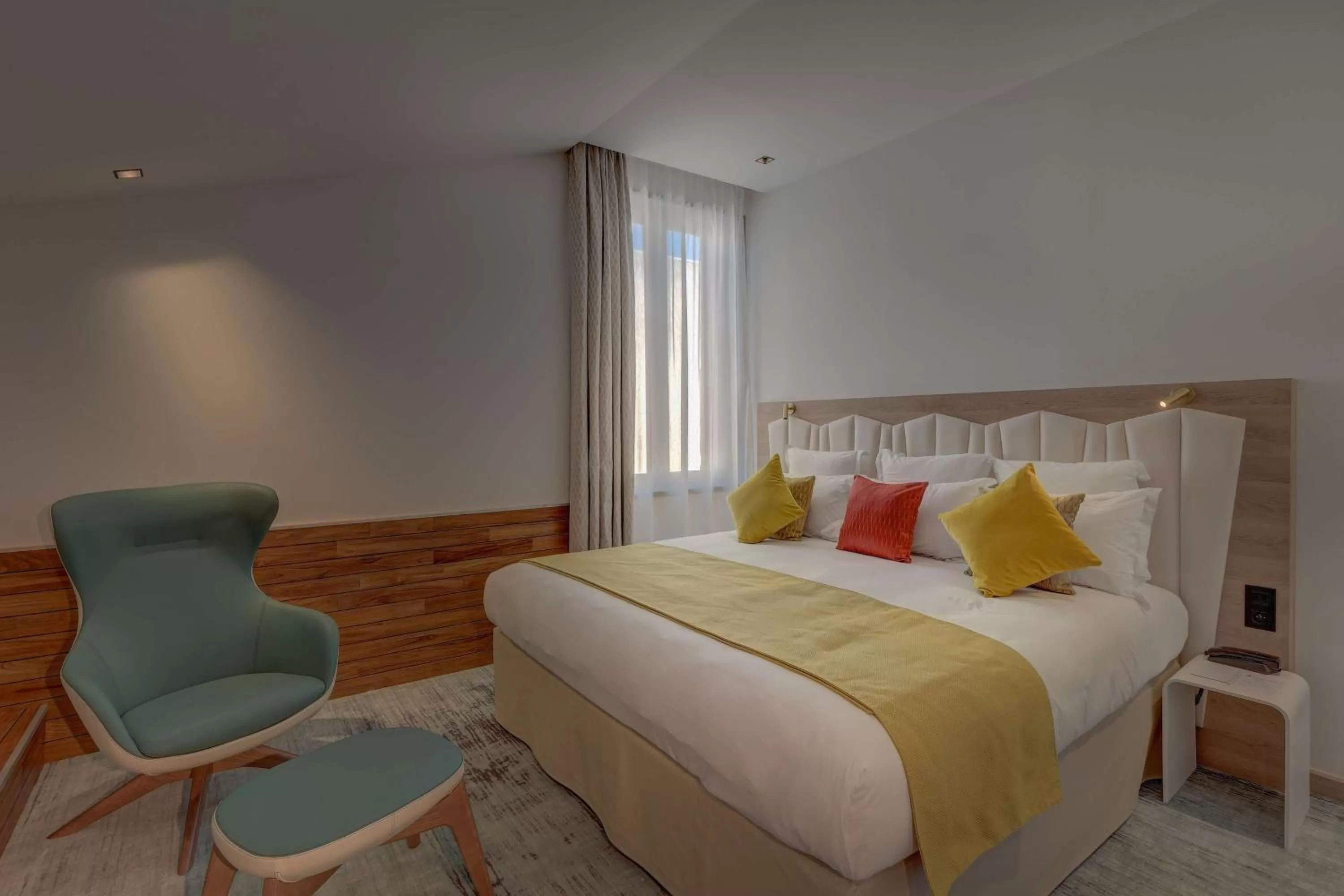 Photo of the whole room, Bed in Best Western Plus Comedie Saint Roch