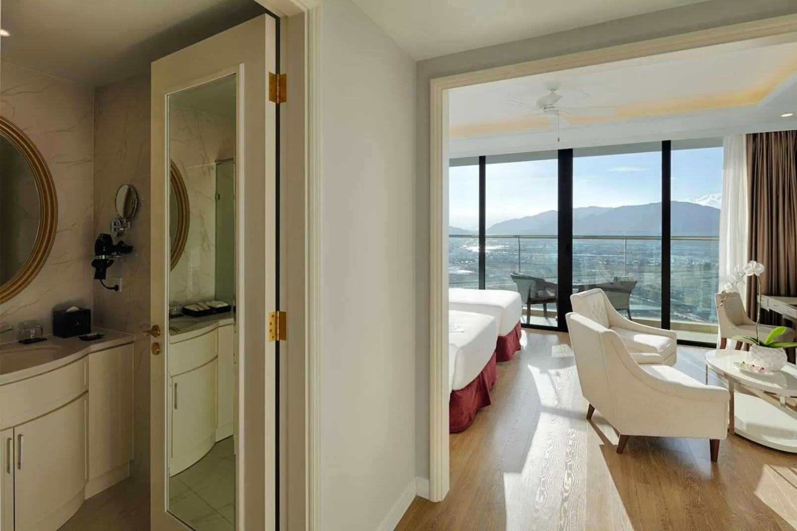 Seating area in Vinpearl Beachfront Nha Trang