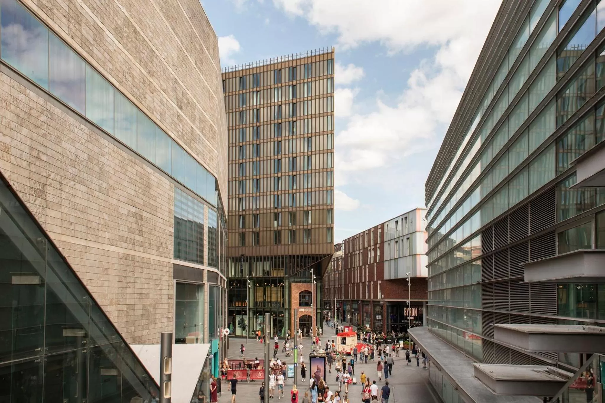 Property building in Cove Paradise Street