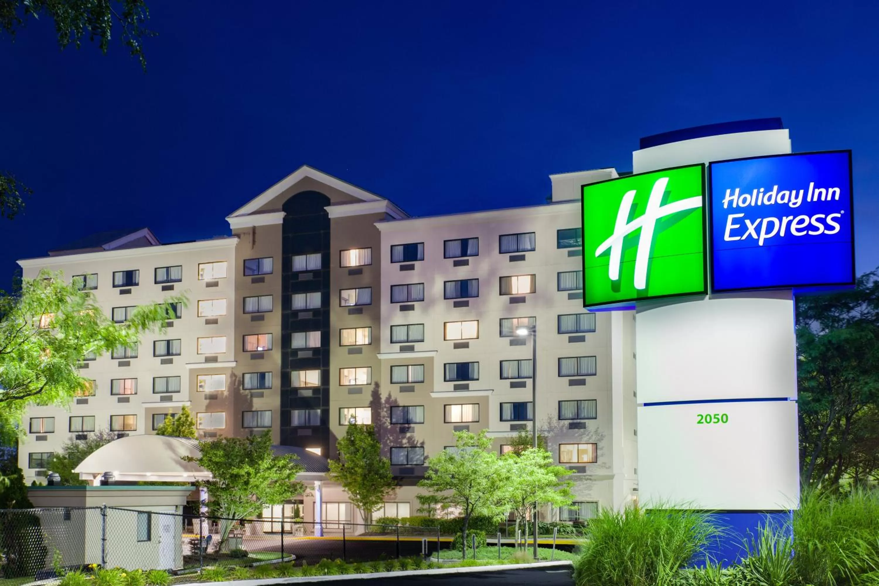 Holiday Inn Express Hauppauge-Long Island by IHG