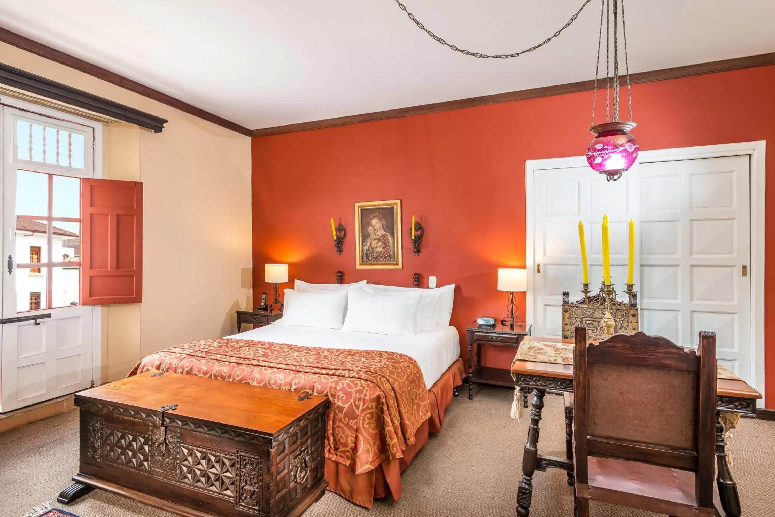 Bed in Hotel Dann Monasterio