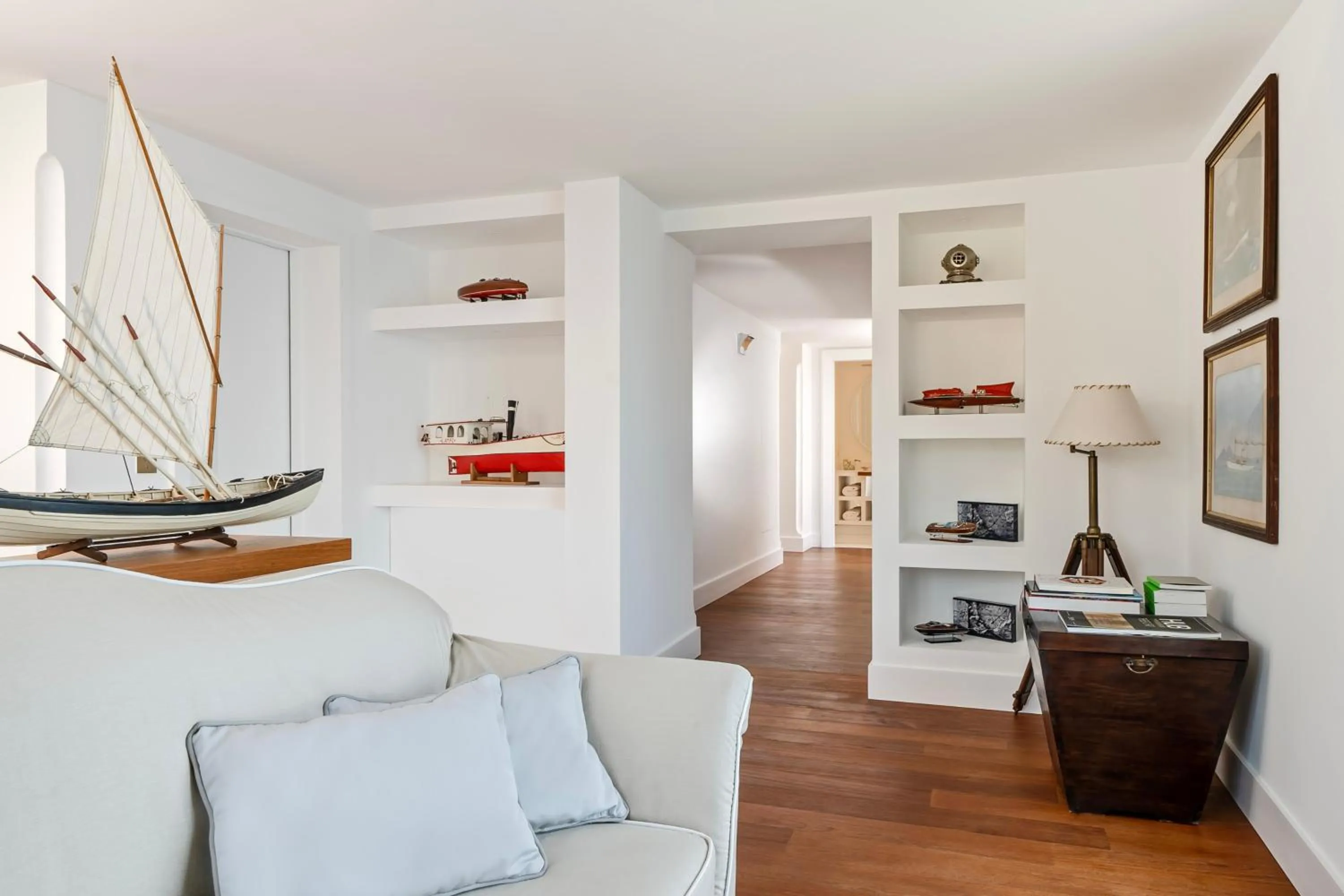 Decorative detail in Bellevue Syrene