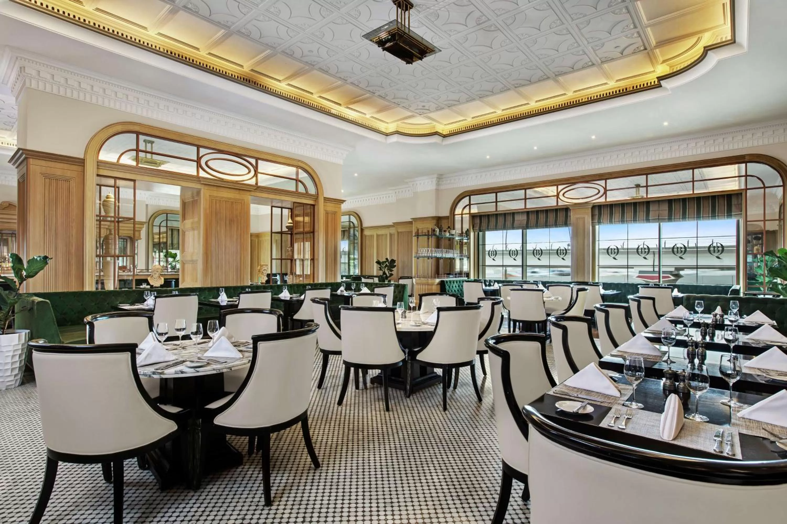 Lounge or bar in Al Habtoor Palace - Preferred Hotels & Resorts