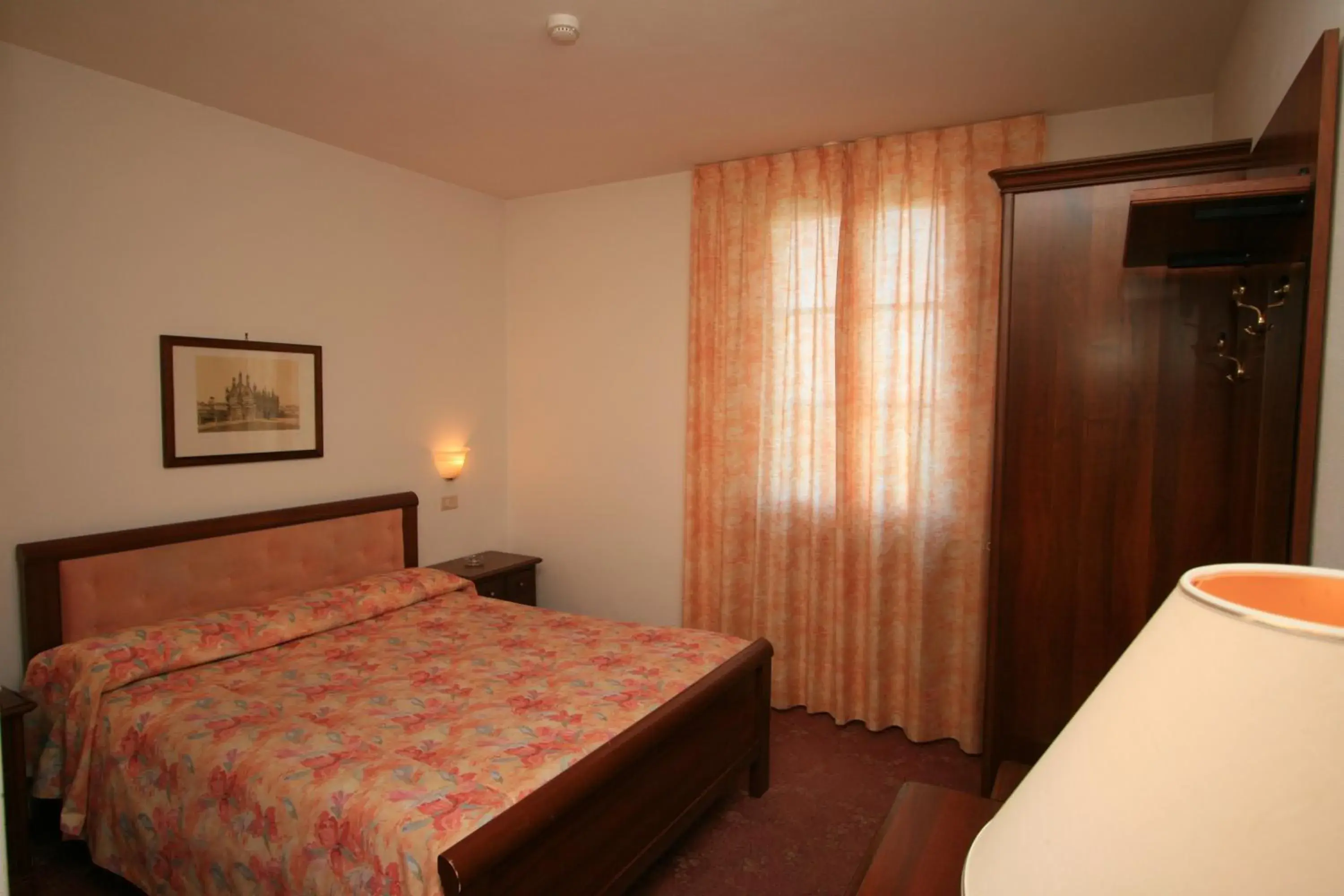 Standard Double Room in Villa Nencini Standard Double Room in Villa Nencini