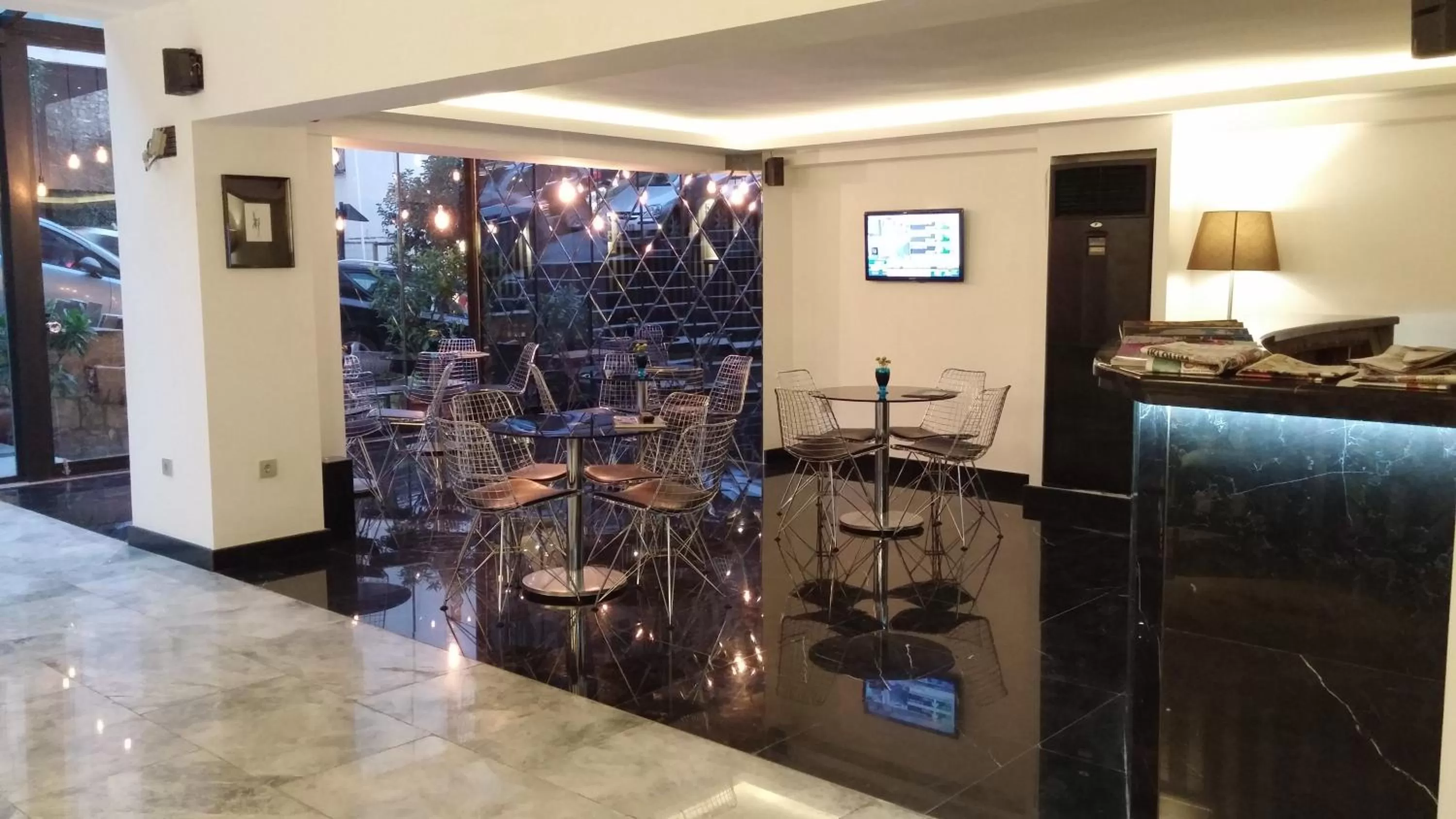 Lounge or bar in Semsan Hotel