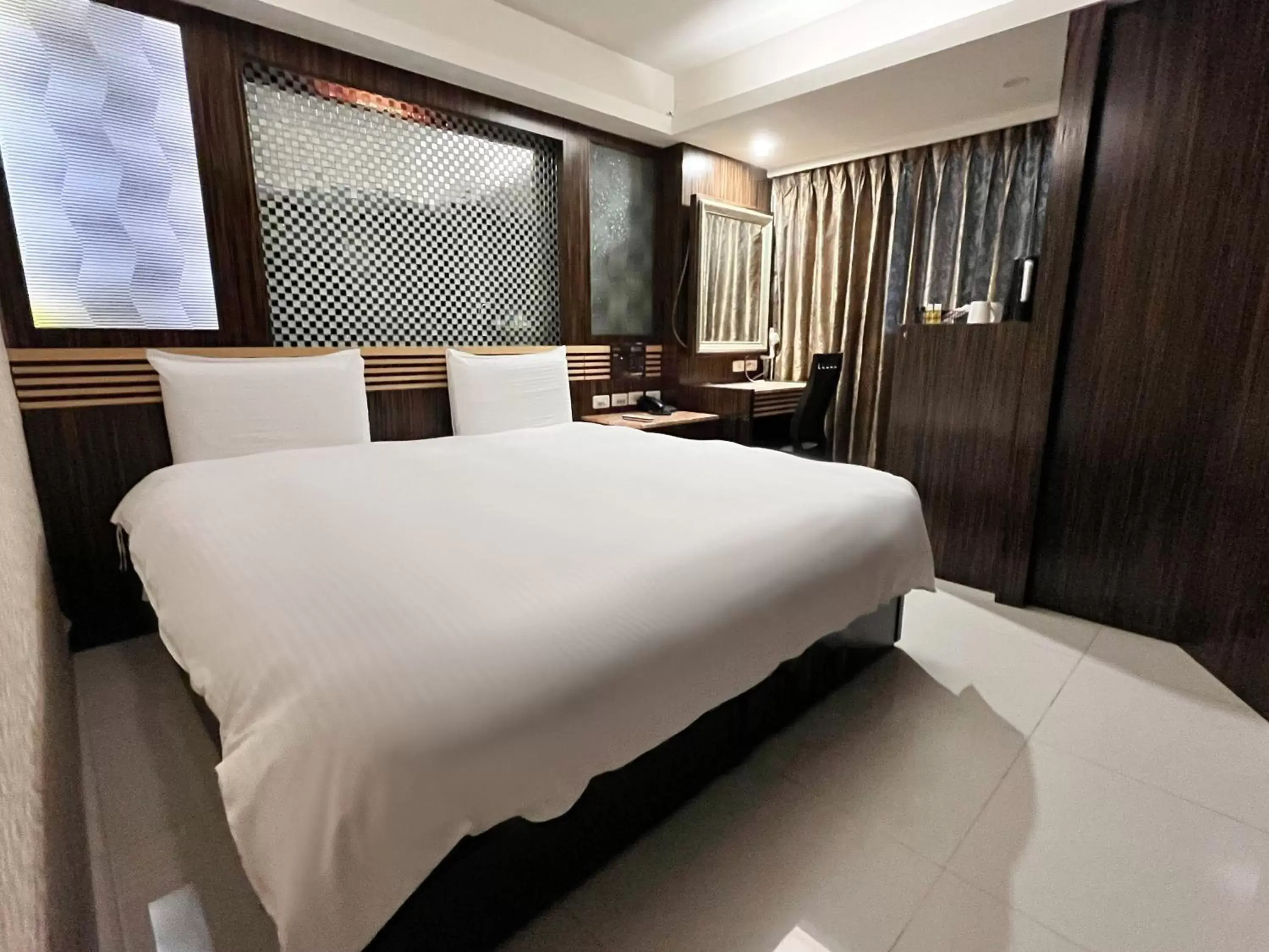 Superior Double Room in Guide Hotel Taipei Xinyi Superior Double Room in Guide Hotel Taipei Xinyi