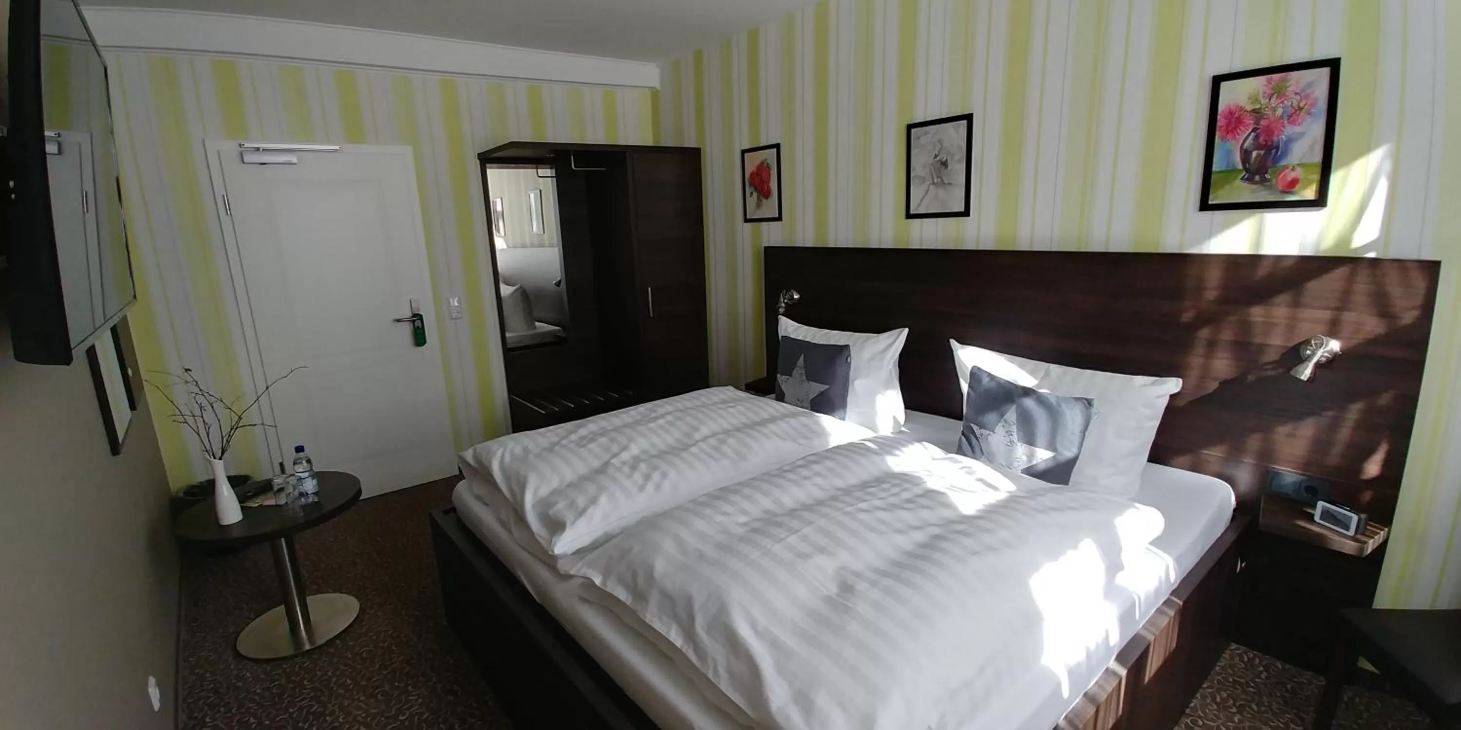 Photo of the whole room, Bed in Hotel Alte Brennerei