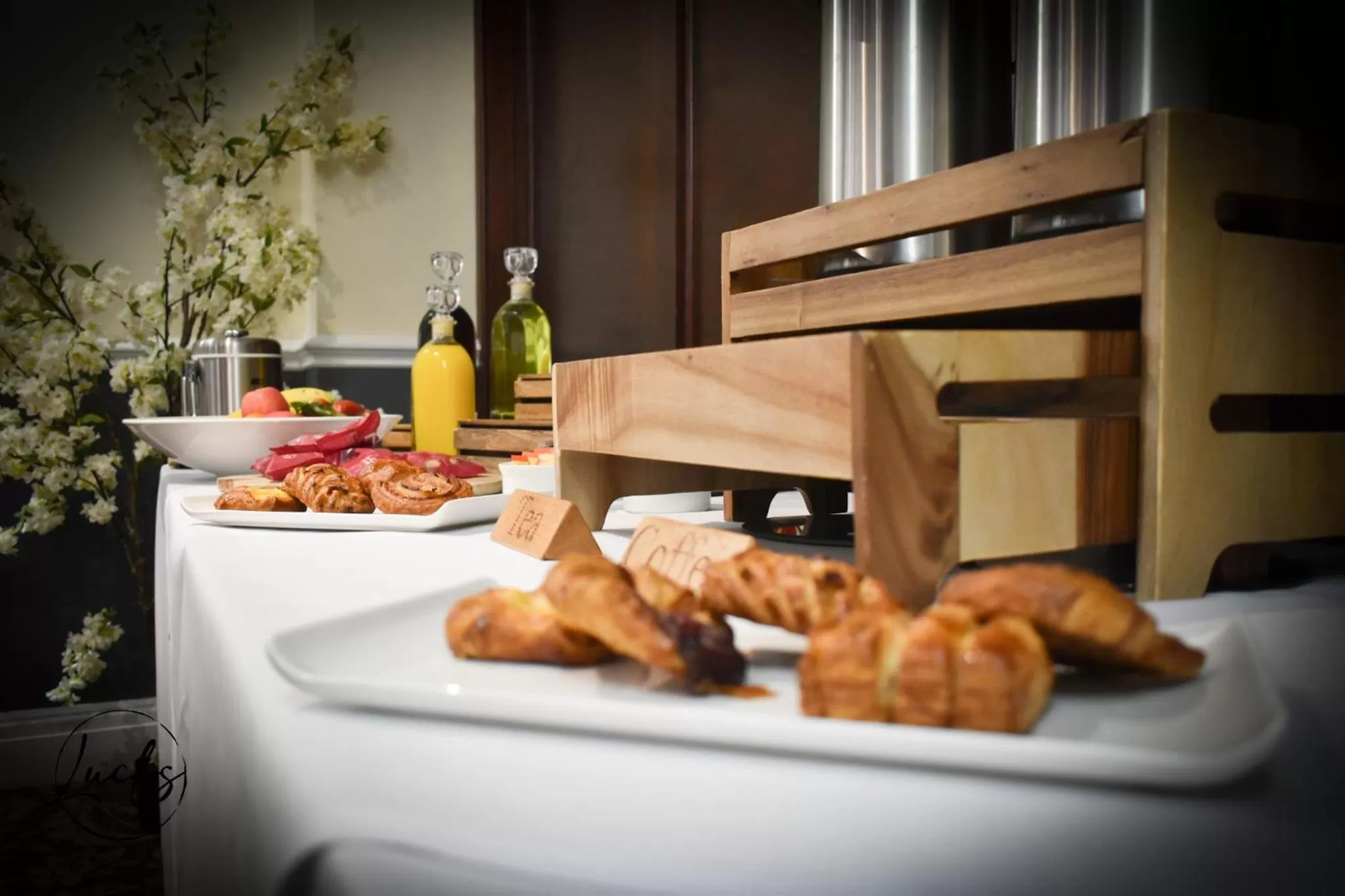 Food and drinks in Pennine Manor Hotel