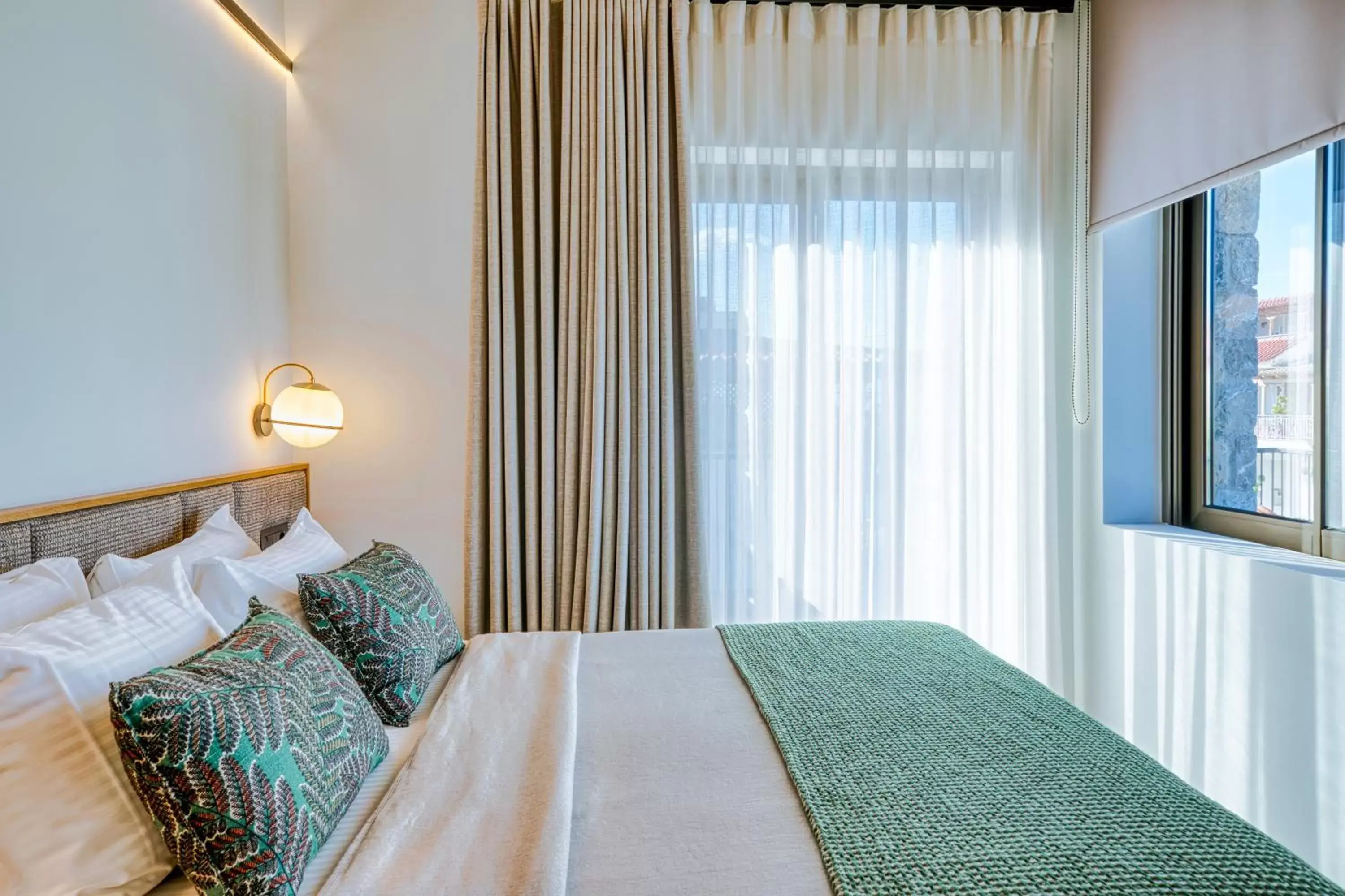 Luxury Suite with Partial Sea and Castle View in Capital Luxury Suites Luxury Suite with Partial Sea and Castle View in Capital Luxury Suites