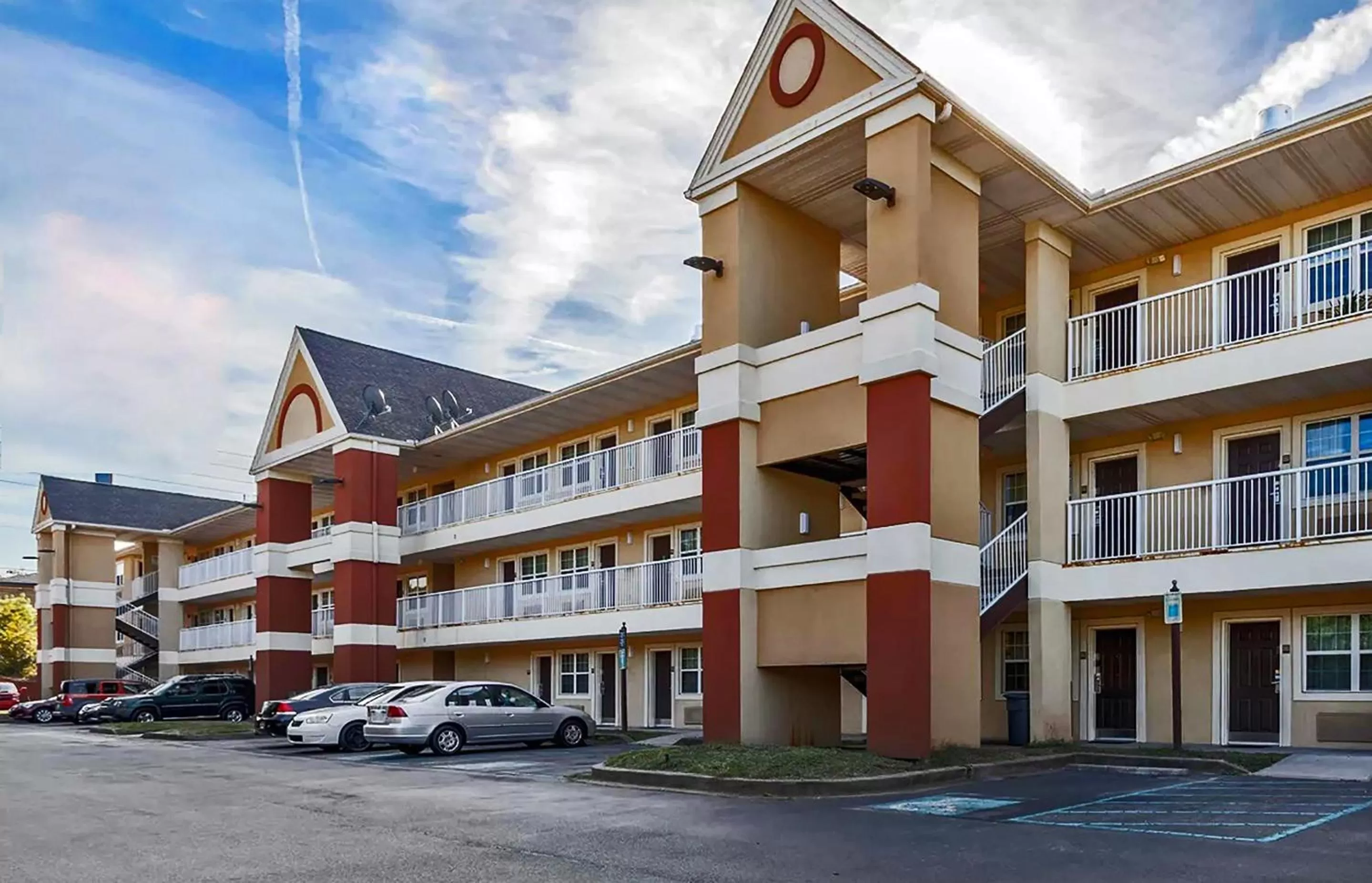MainStay Suites Knoxville - Cedar Bluff
