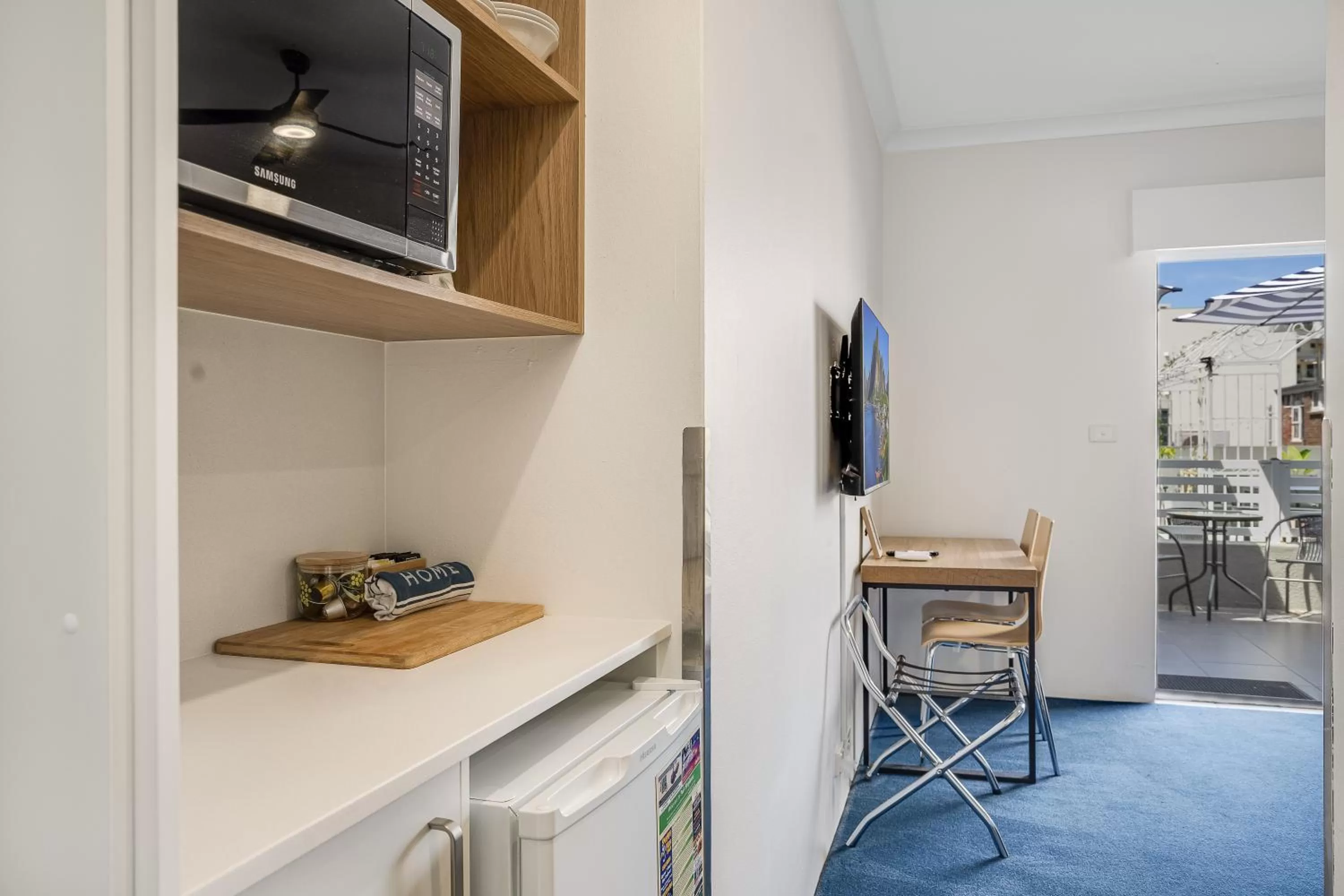 Kitchen or kitchenette in Nelson Towers Motel & Apartments