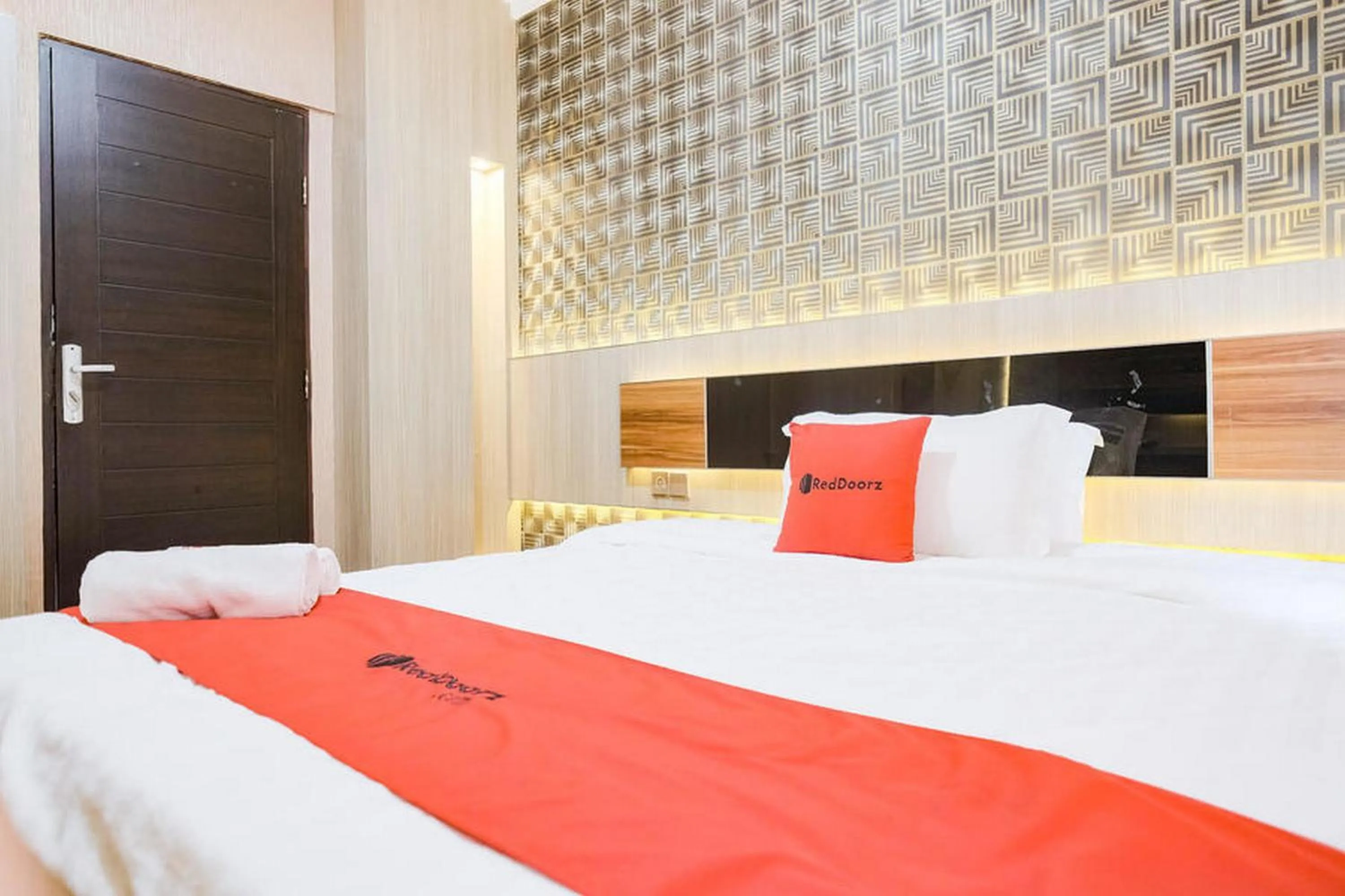 Bed in RedDoorz Plus @ Simpang USU Medan