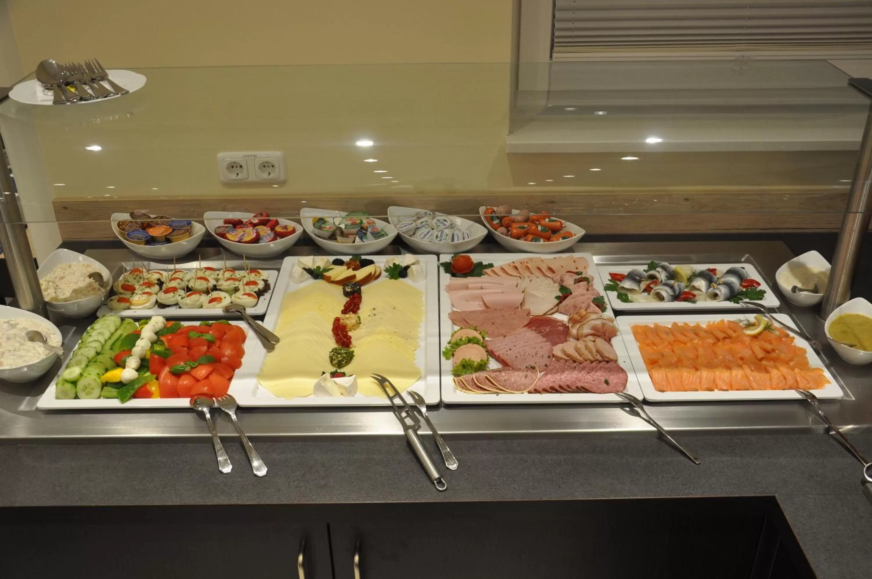 Buffet breakfast in Avalon Hotel Bellevue