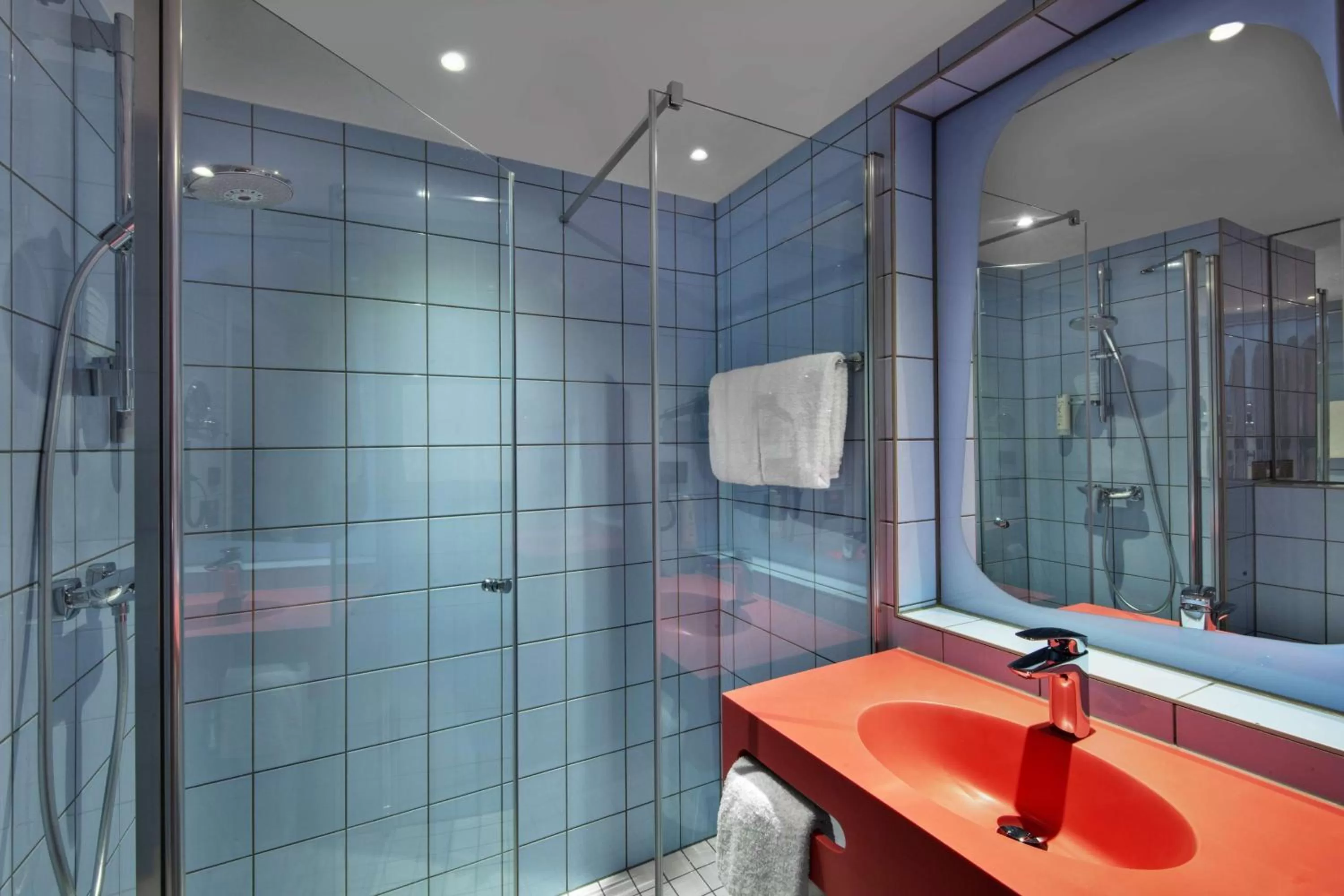 Bathroom in Prize by Radisson, Munich Airport